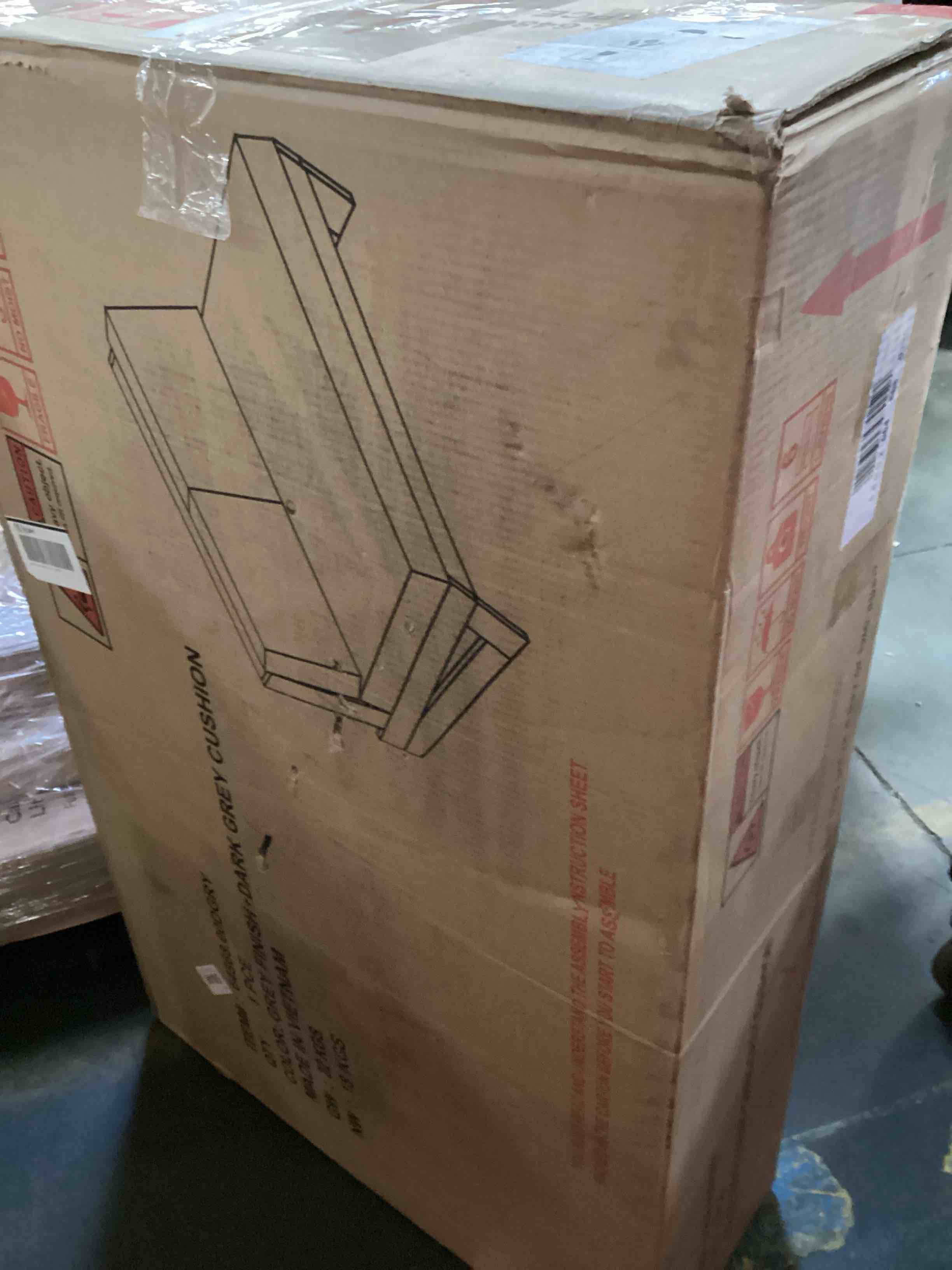 https://s3.amazonaws.com/lotting-images-prod/bidfta/PPE3687204_1749471569398.jpeg