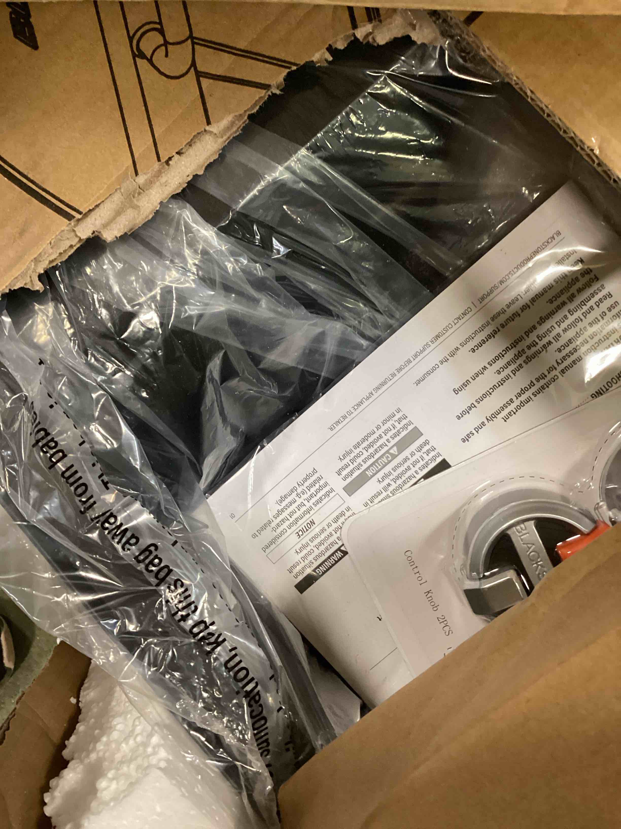 https://s3.amazonaws.com/lotting-images-prod/bidfta/PPE3687475_1749835396940.jpeg