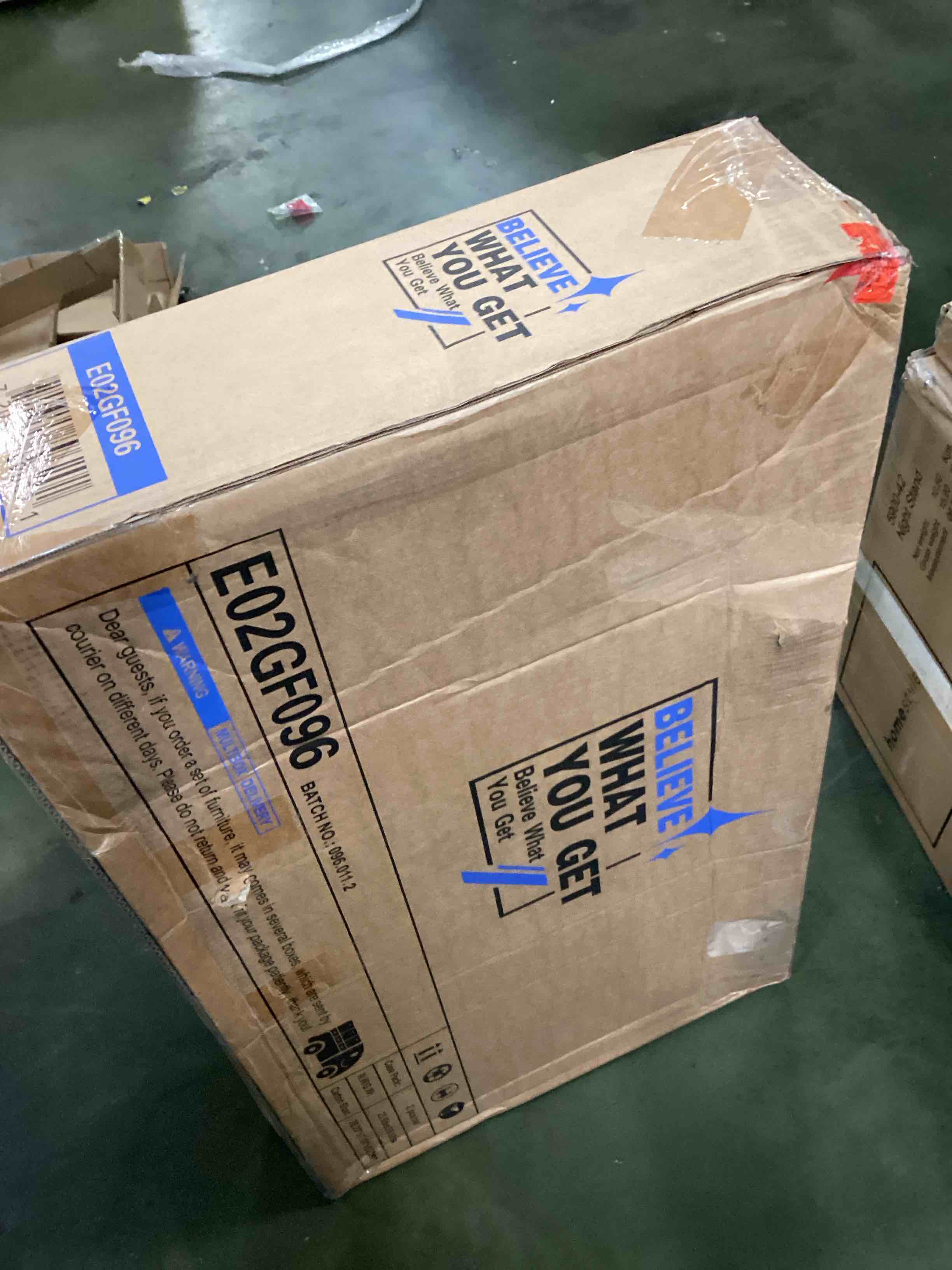https://s3.amazonaws.com/lotting-images-prod/bidfta/PPE3687584_1750084104329.jpeg