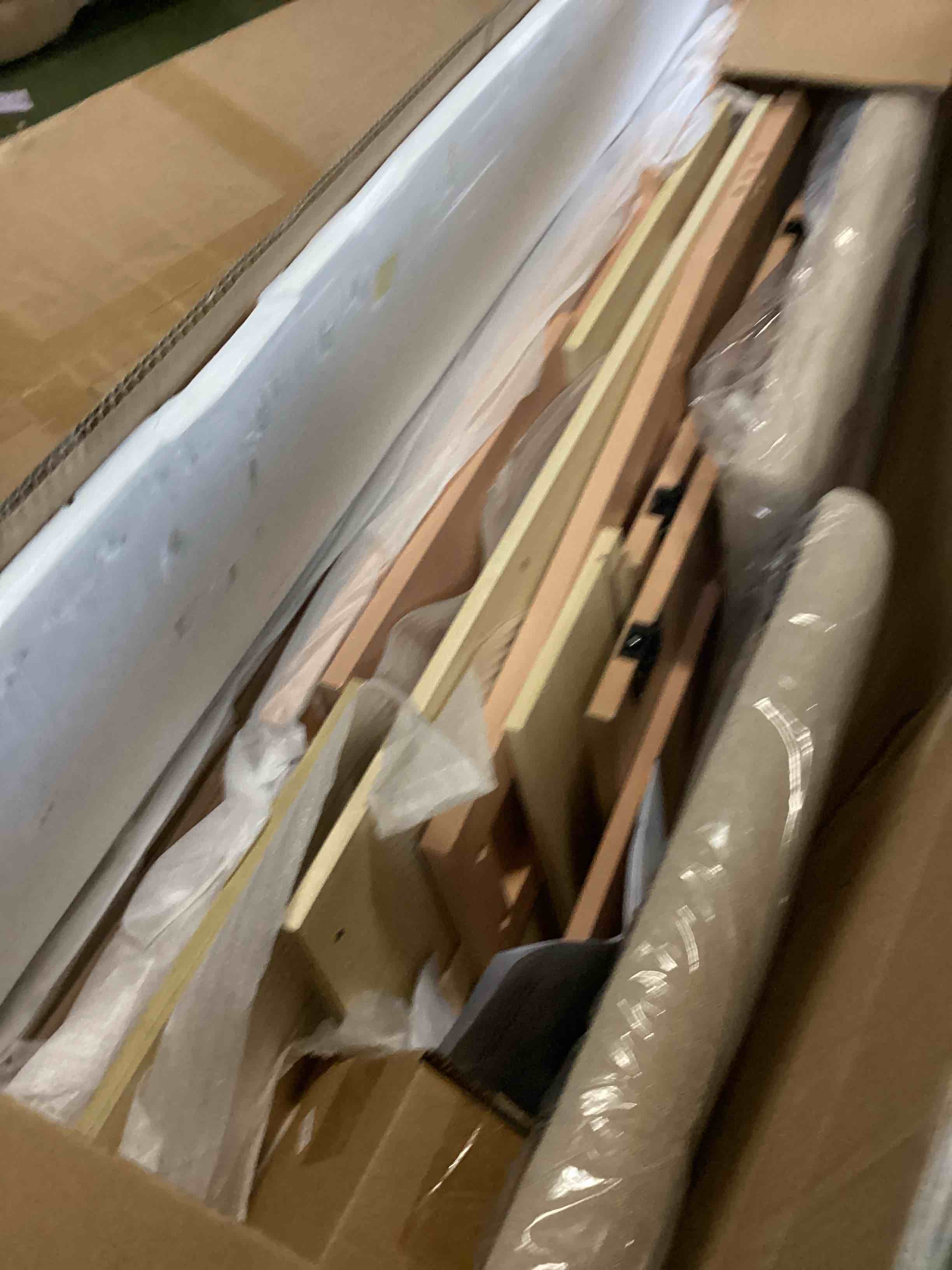 https://s3.amazonaws.com/lotting-images-prod/bidfta/PPE3687592_1750089054885.jpeg