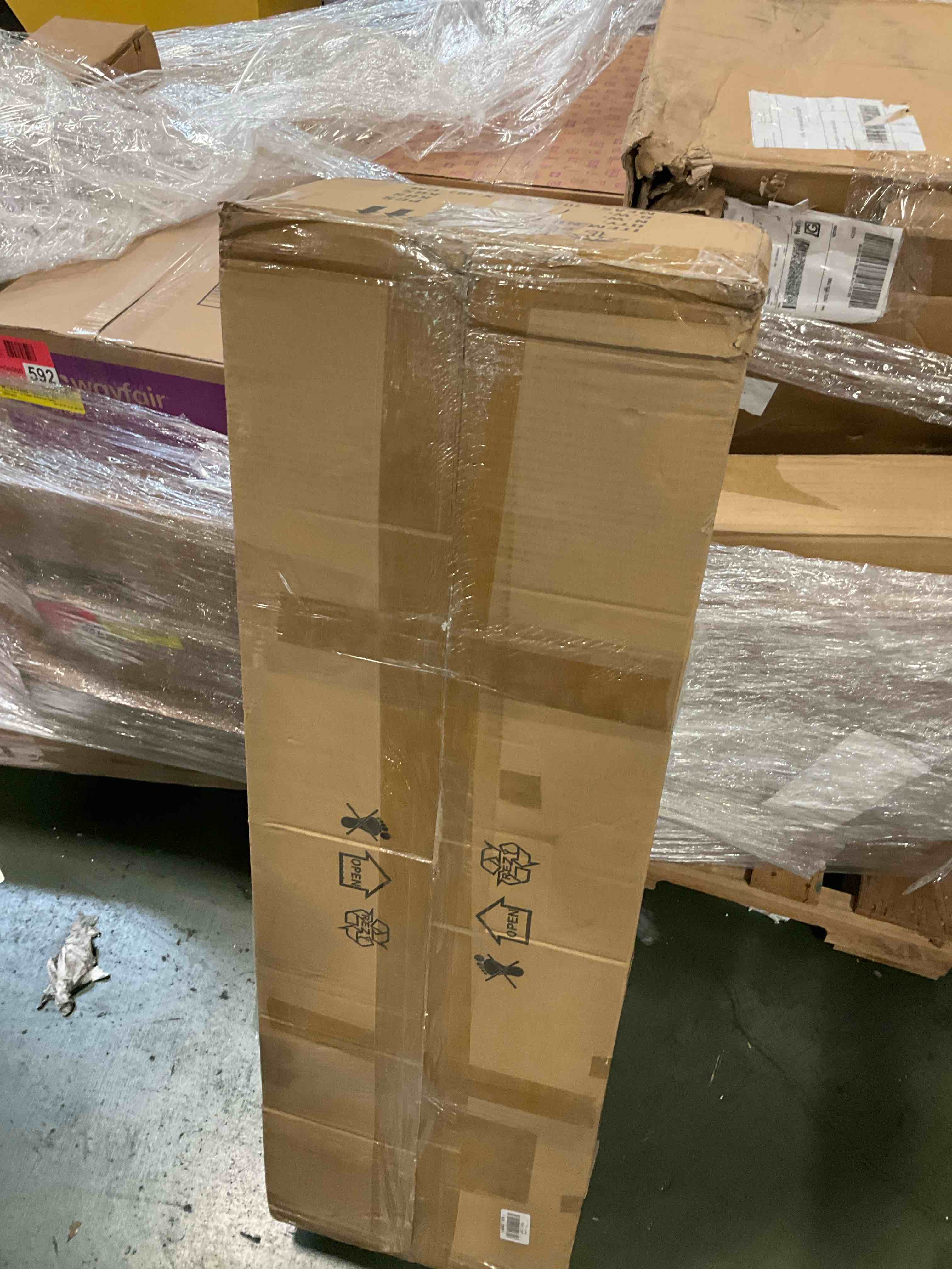 https://s3.amazonaws.com/lotting-images-prod/bidfta/PPE3687661_1750181281055.jpeg