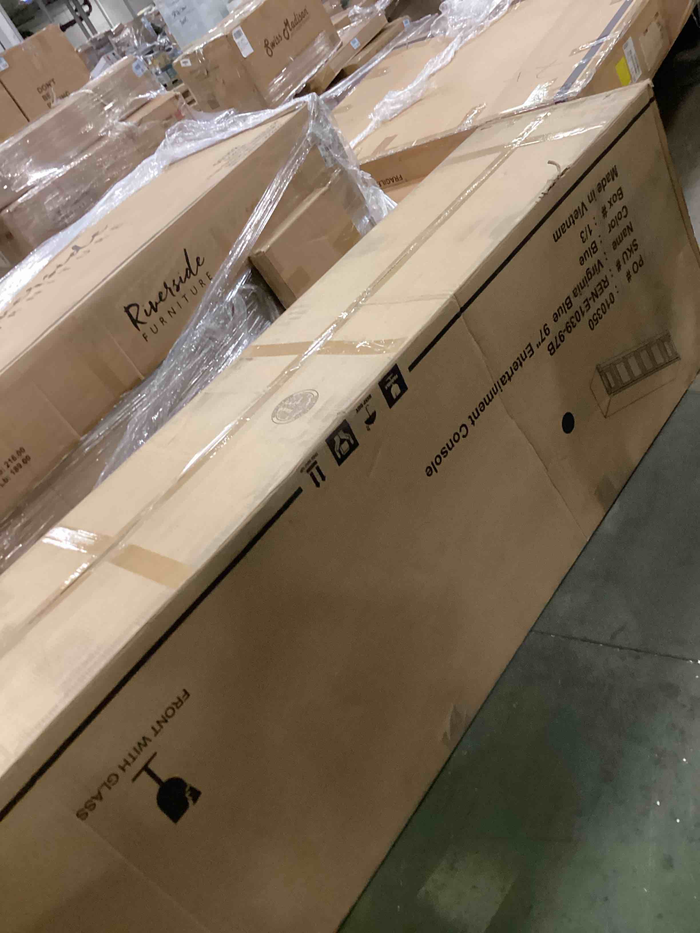 https://s3.amazonaws.com/lotting-images-prod/bidfta/PPE3687690_1750249808869.jpeg