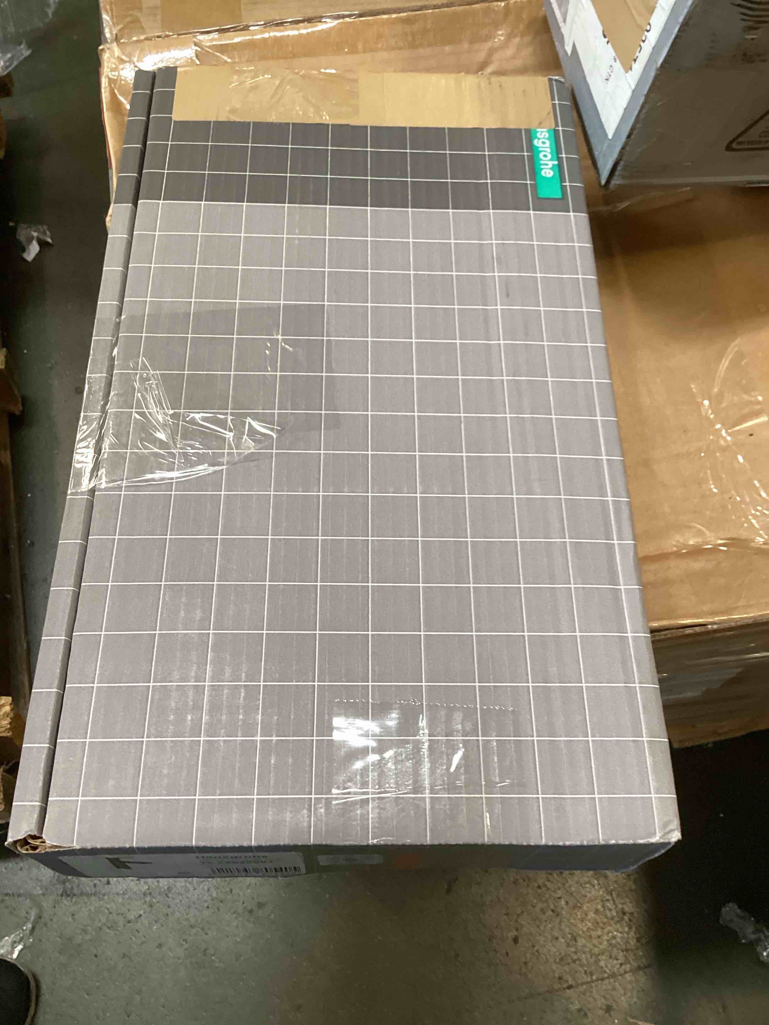 https://s3.amazonaws.com/lotting-images-prod/bidfta/PPE3687752_1750274824983.jpeg