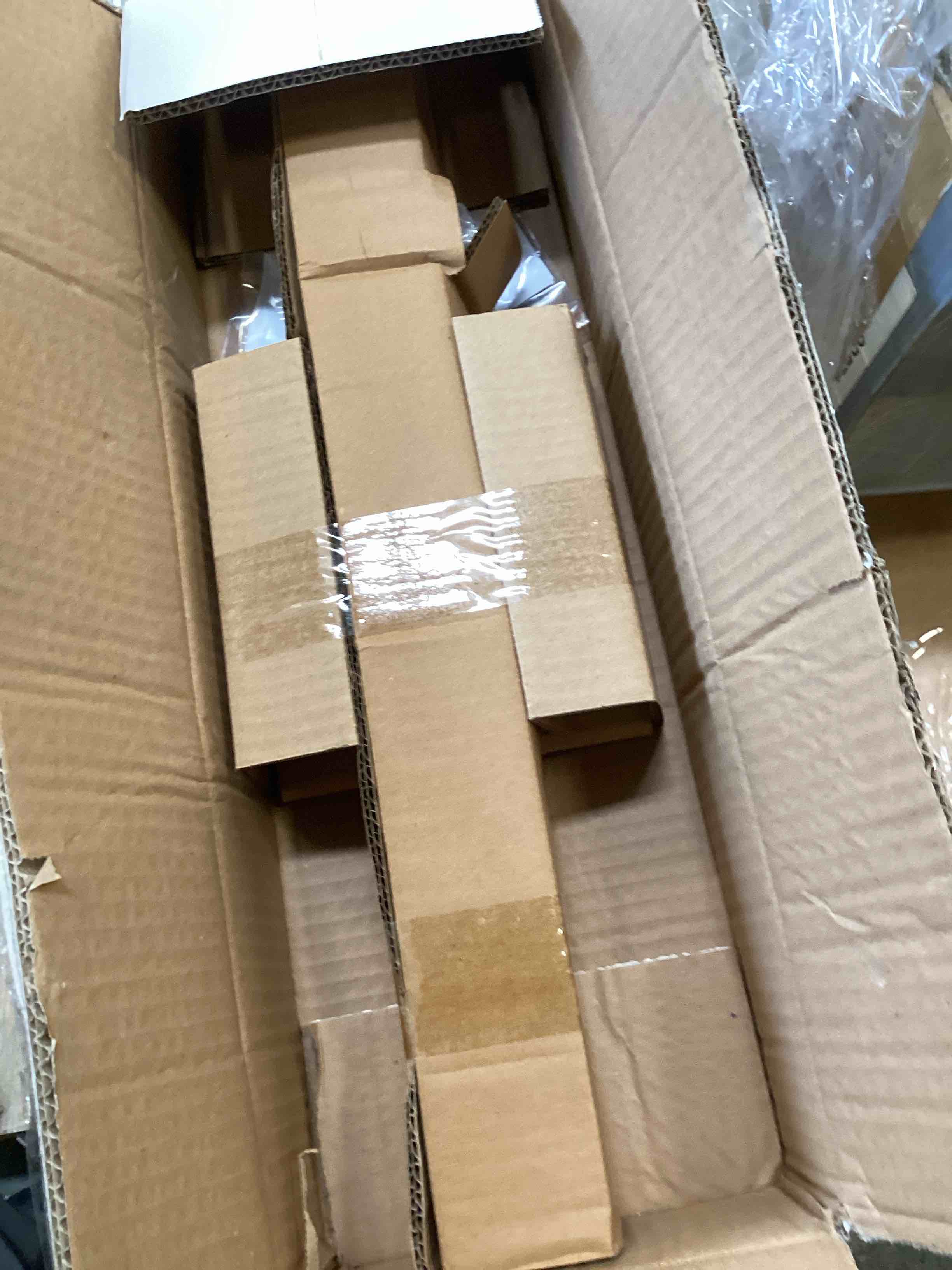 https://s3.amazonaws.com/lotting-images-prod/bidfta/PPE3687761_1750276248687.jpeg