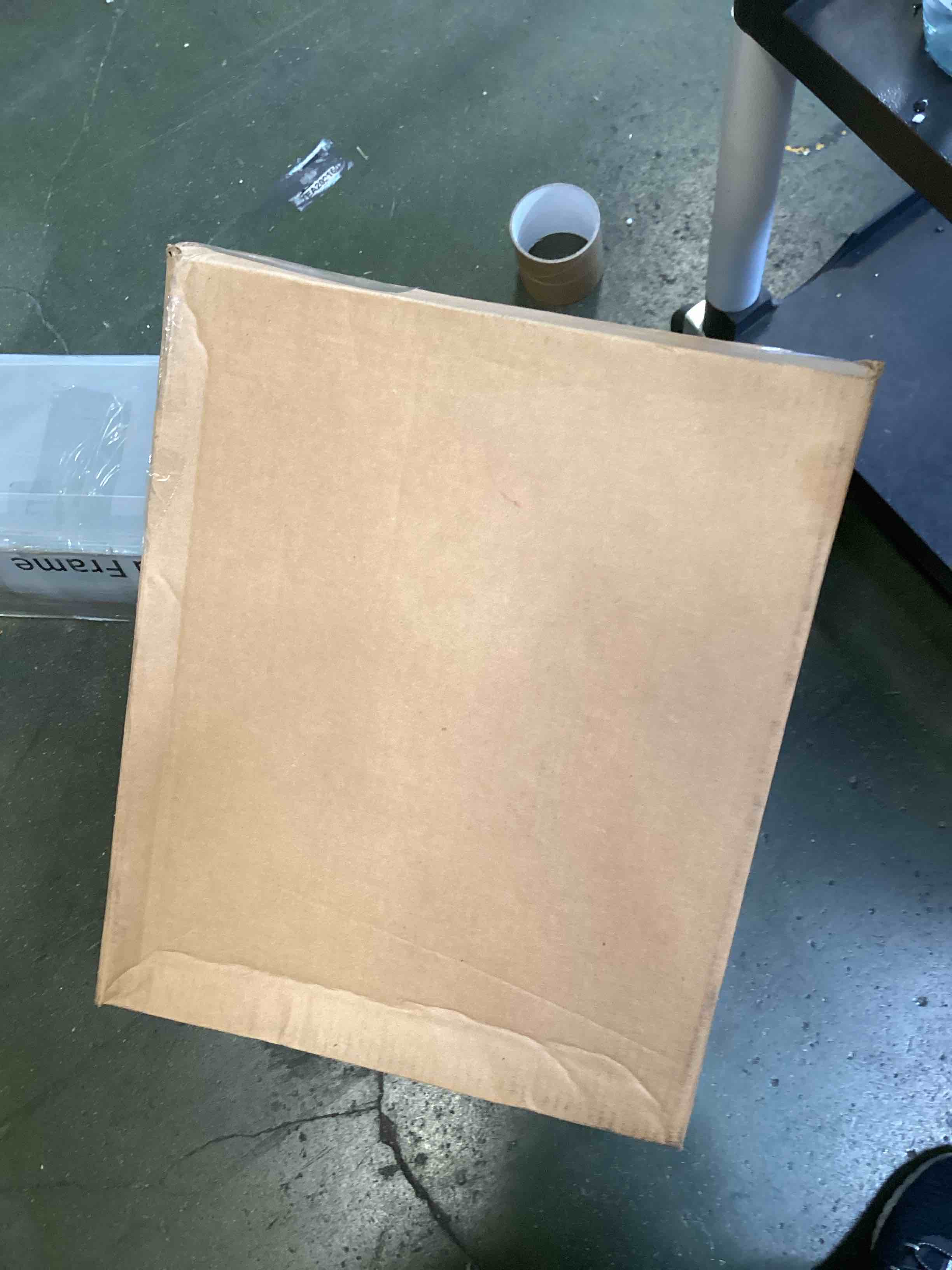 https://s3.amazonaws.com/lotting-images-prod/bidfta/PPE3687769_1750277246790.jpeg