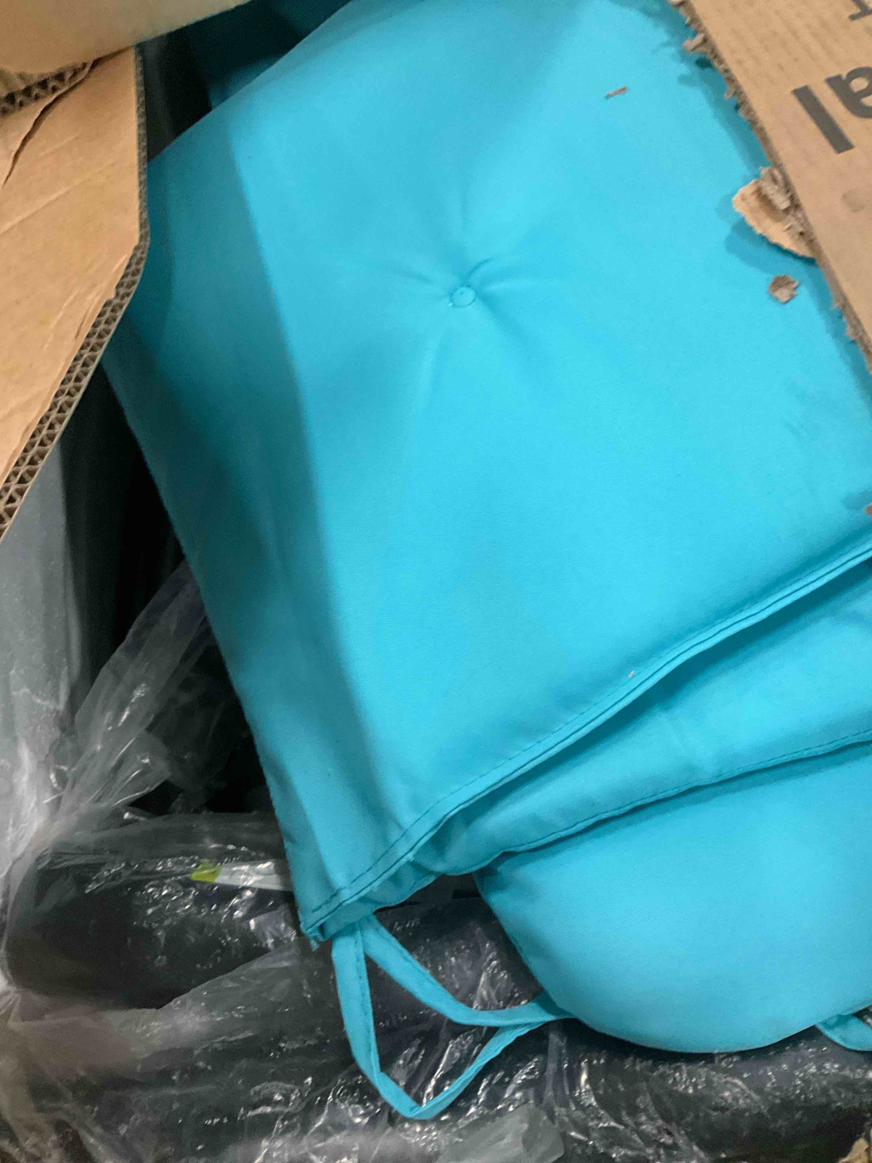 https://s3.amazonaws.com/lotting-images-prod/bidfta/PPE3687798_1750346202008.jpeg