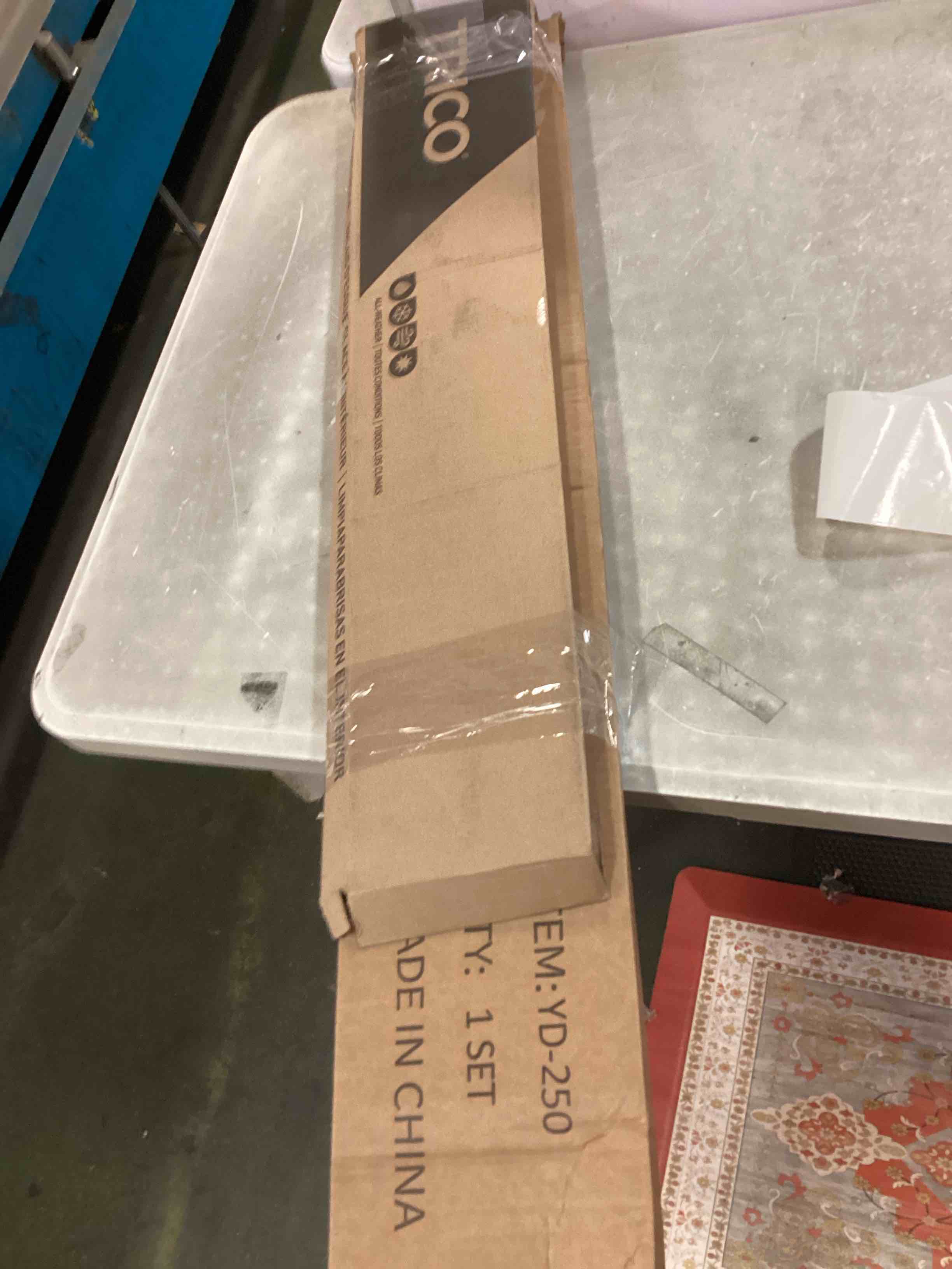 https://s3.amazonaws.com/lotting-images-prod/bidfta/PPE3689280_1749235302334.jpeg