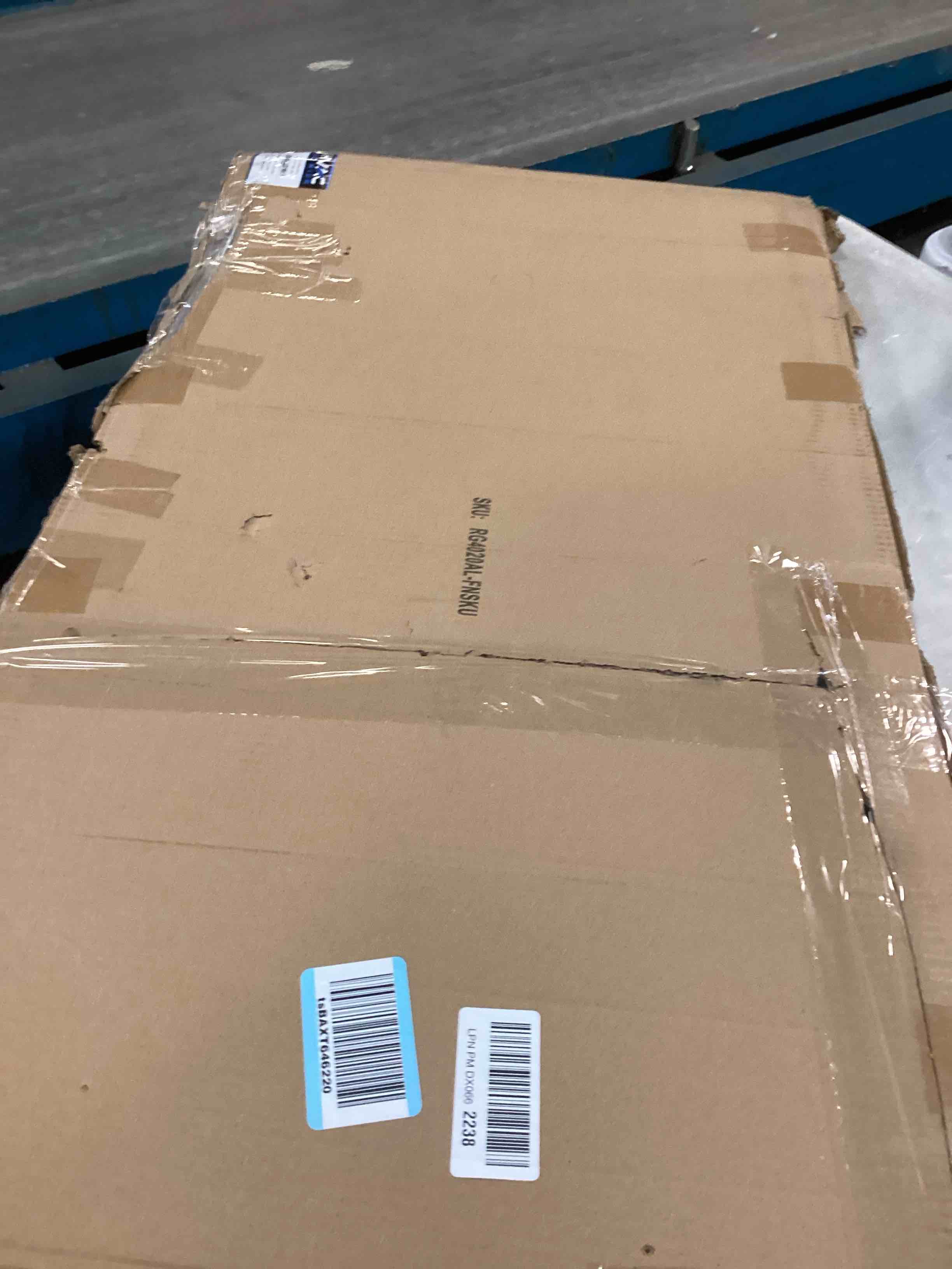 https://s3.amazonaws.com/lotting-images-prod/bidfta/PPE3689532_1749321849655.jpeg