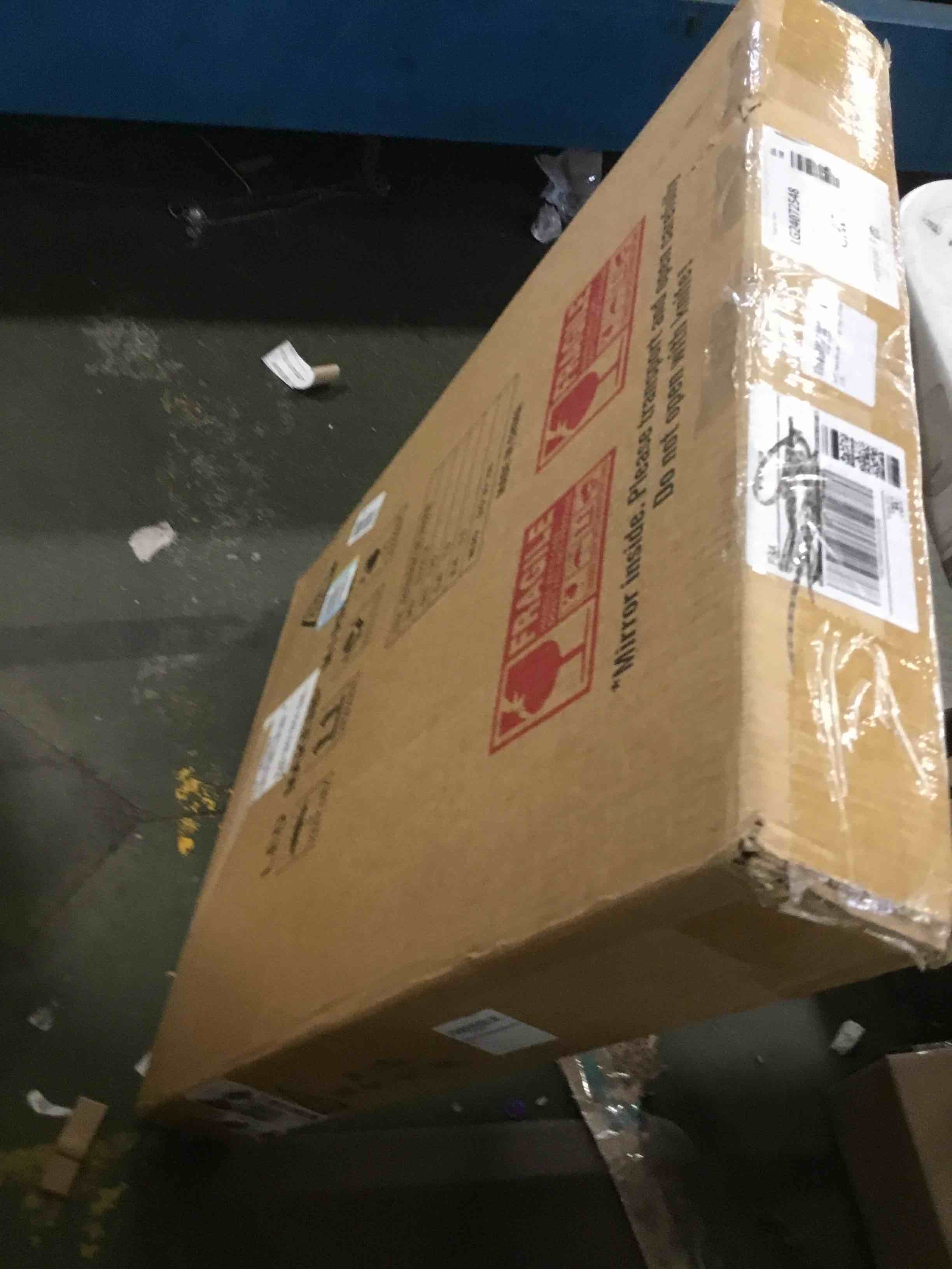 https://s3.amazonaws.com/lotting-images-prod/bidfta/PPE3691480_1749225967171.jpeg