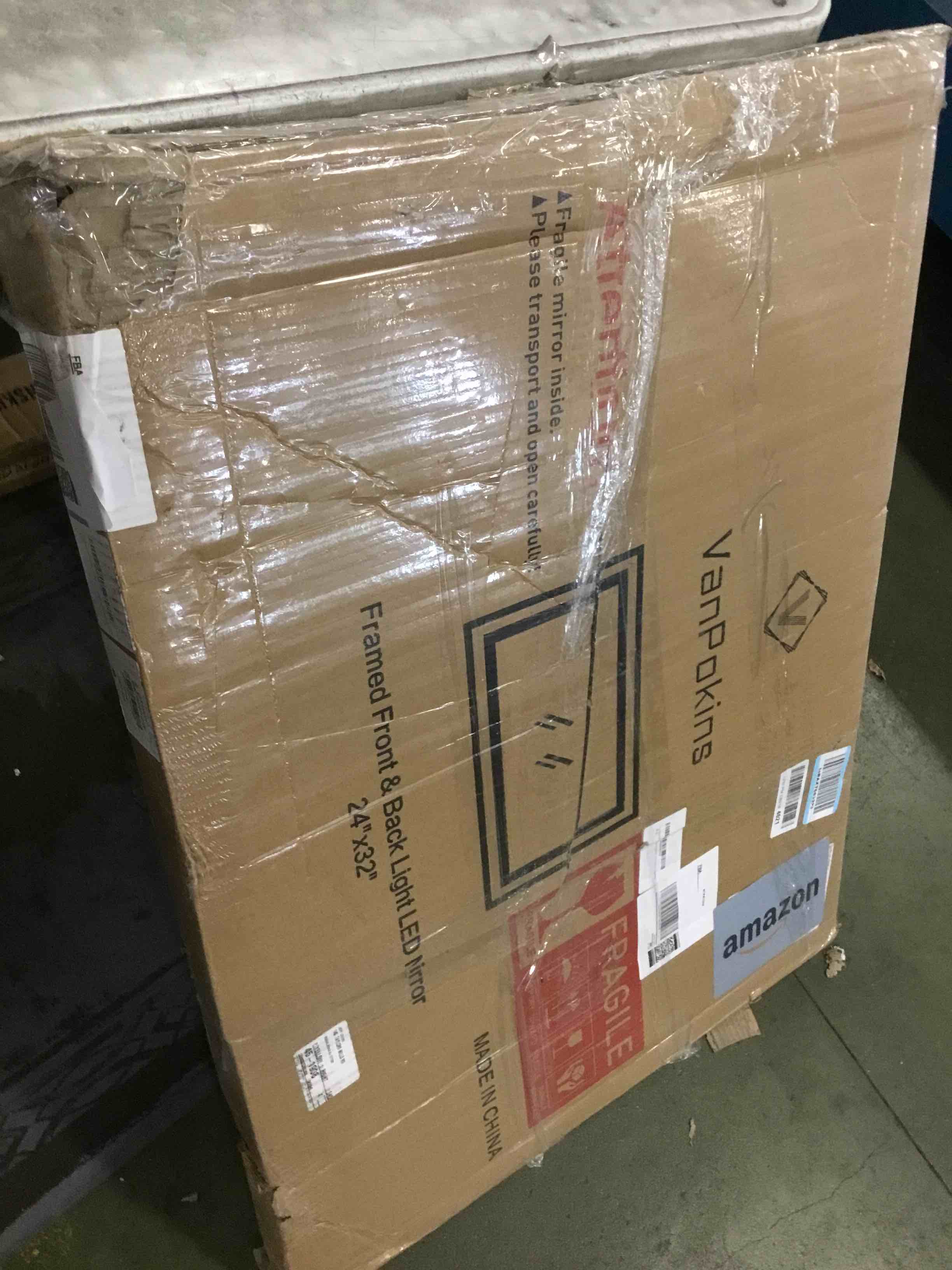 https://s3.amazonaws.com/lotting-images-prod/bidfta/PPE3691631_1749302630299.jpeg