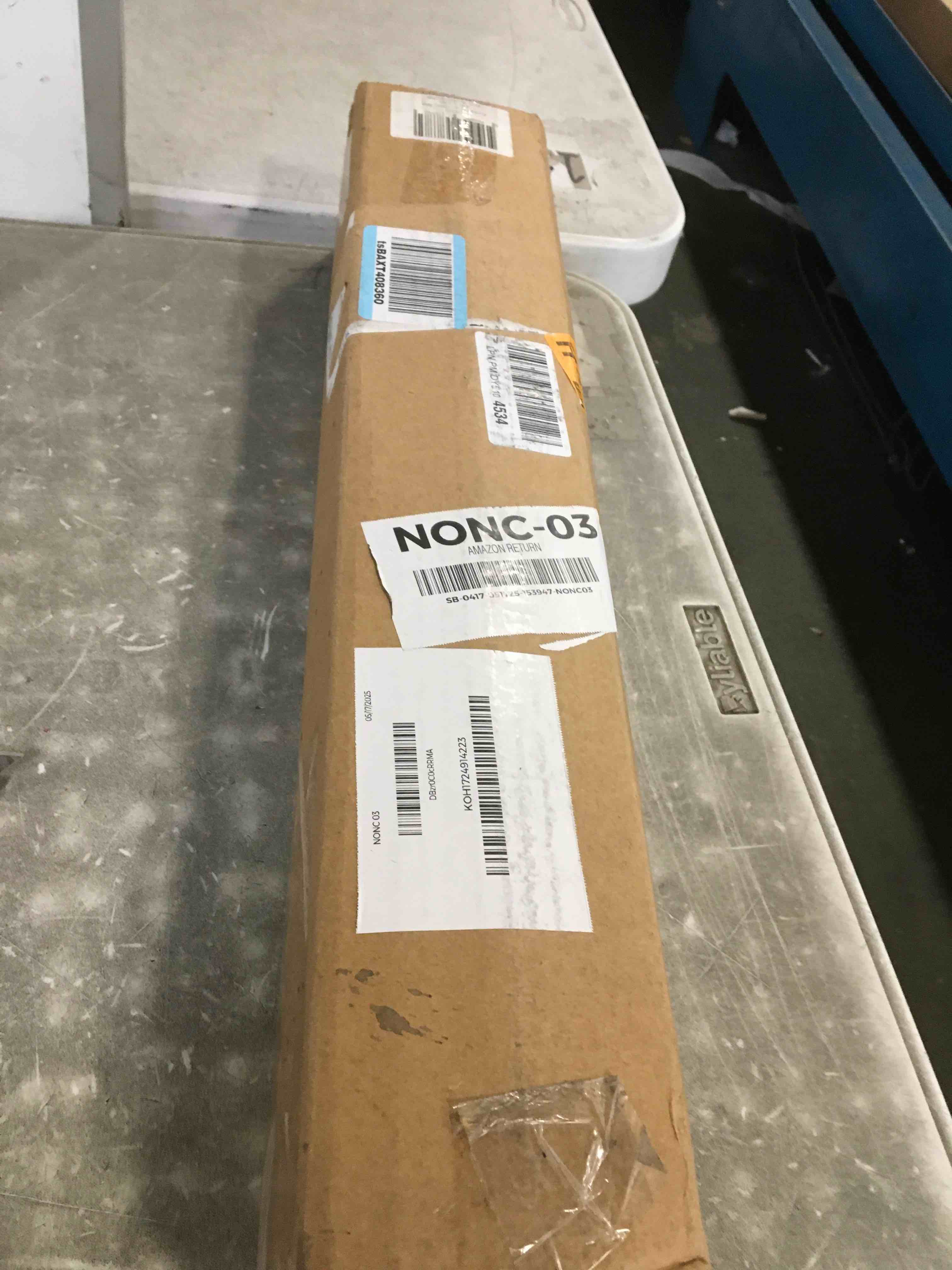 https://s3.amazonaws.com/lotting-images-prod/bidfta/PPE3691907_1749490006352.jpeg