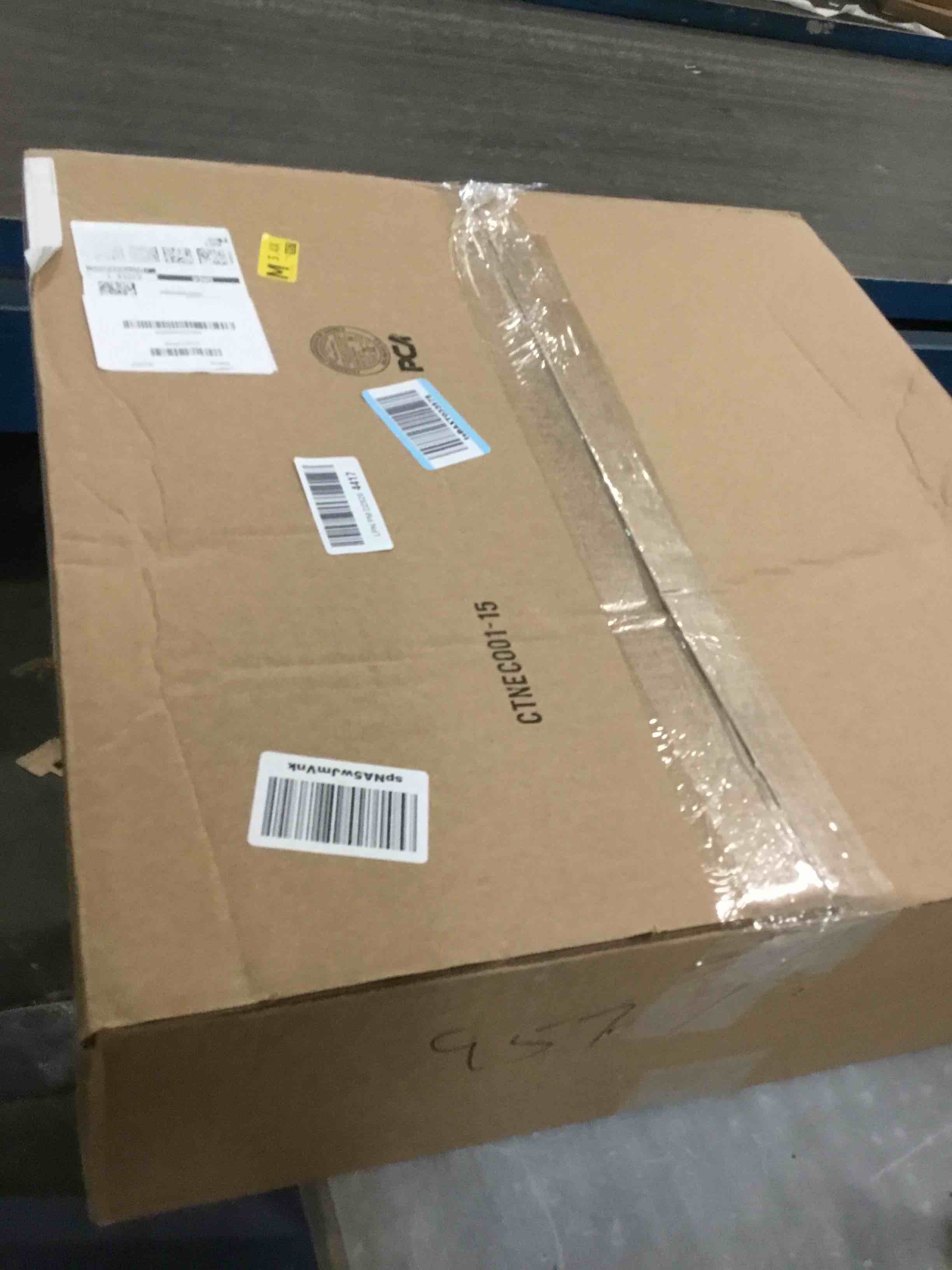 https://s3.amazonaws.com/lotting-images-prod/bidfta/PPE3693002_1749917583325.jpeg