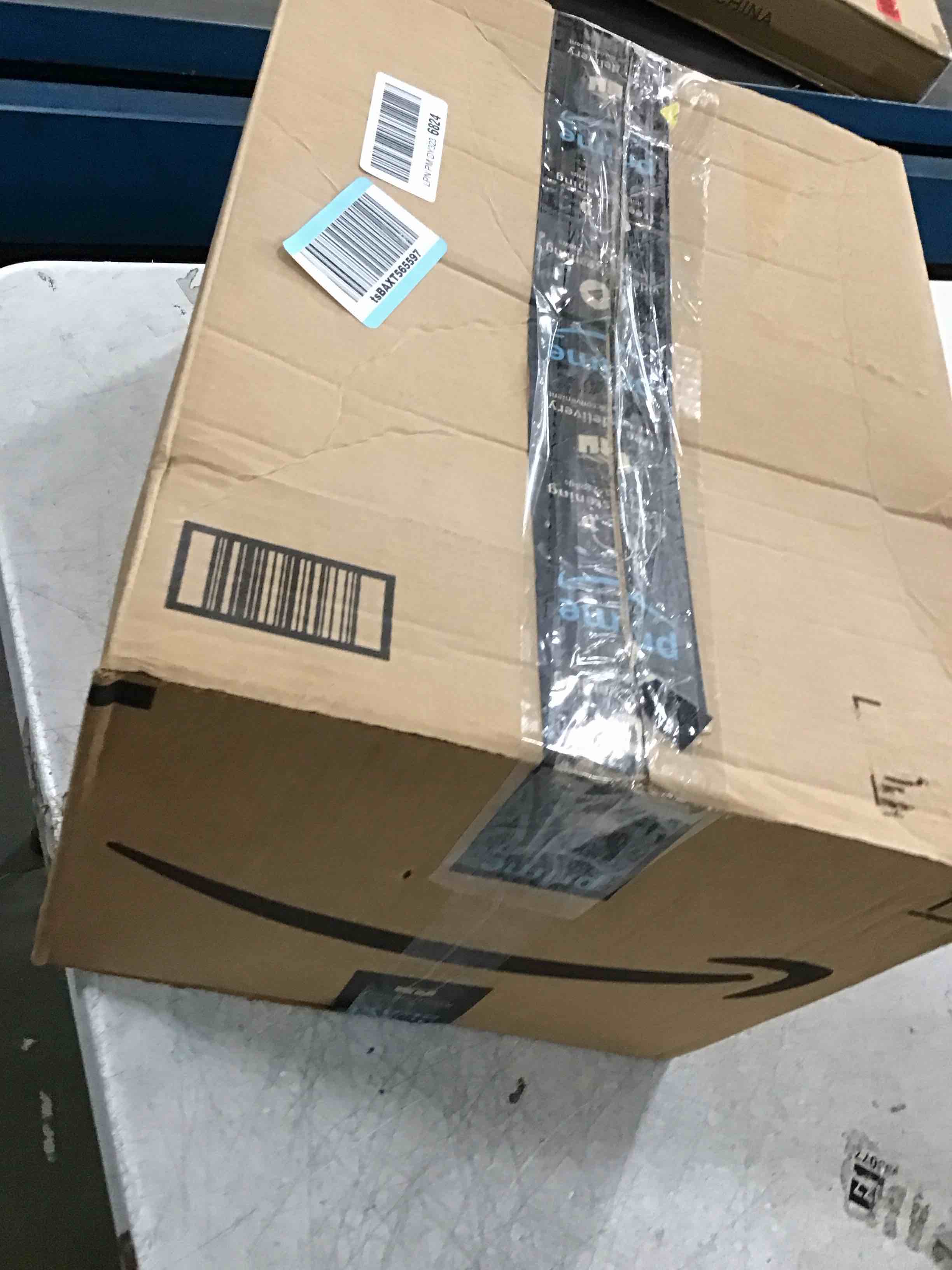 https://s3.amazonaws.com/lotting-images-prod/bidfta/PPE3693980_1750504996953.jpeg