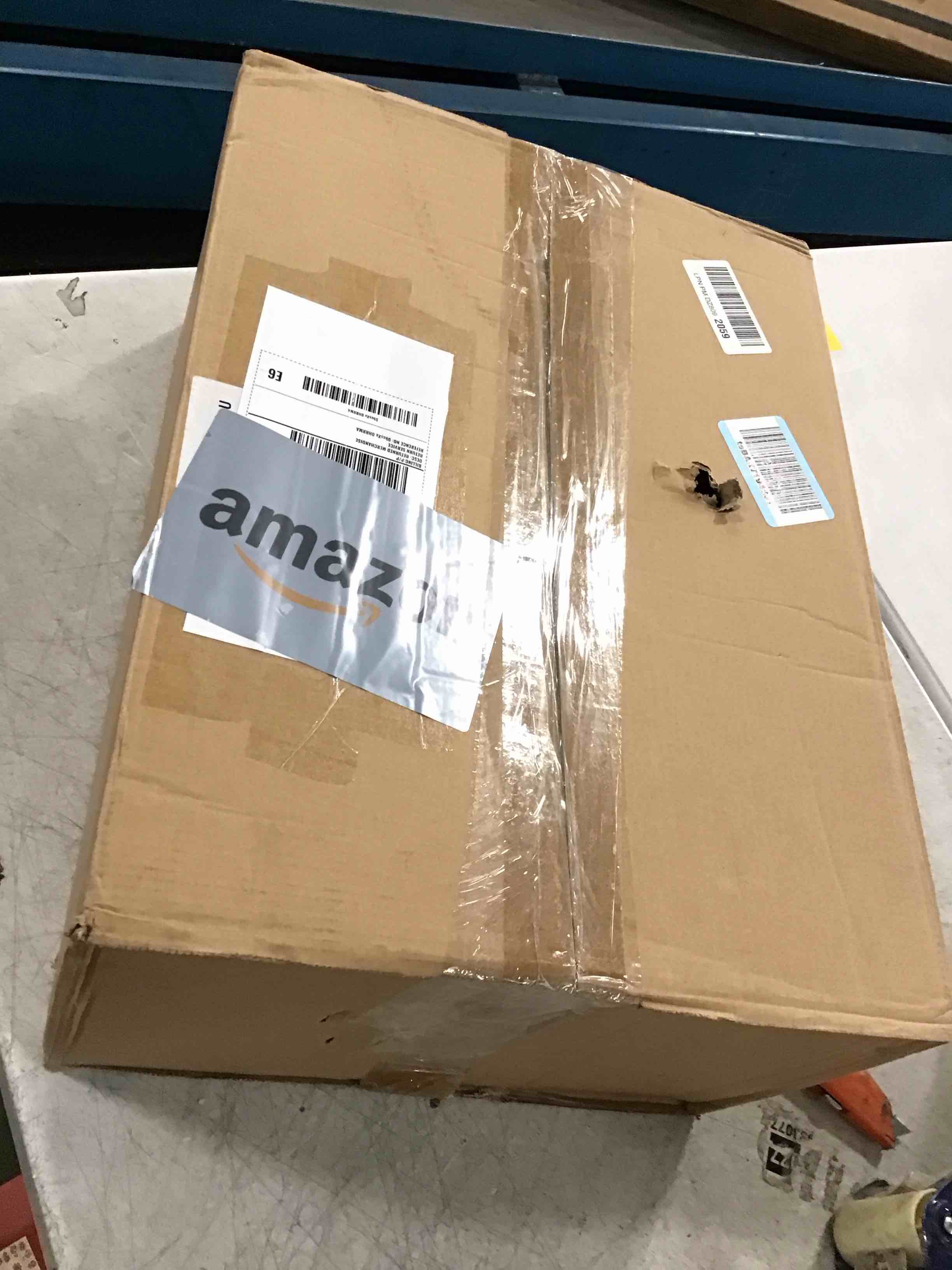 https://s3.amazonaws.com/lotting-images-prod/bidfta/PPE3693981_1750505072509.jpeg