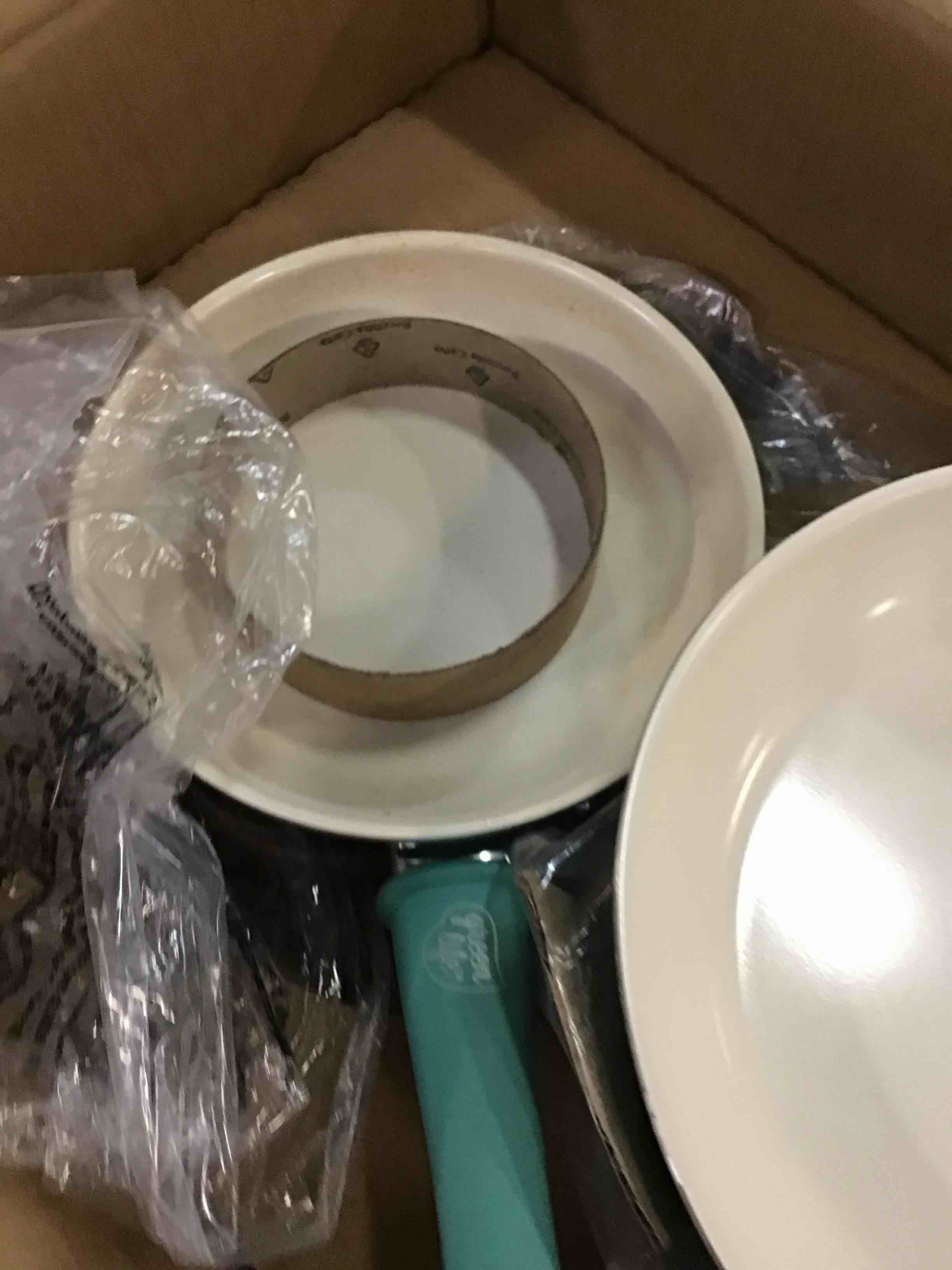 https://s3.amazonaws.com/lotting-images-prod/bidfta/PPE3694267_1747756420146.jpeg