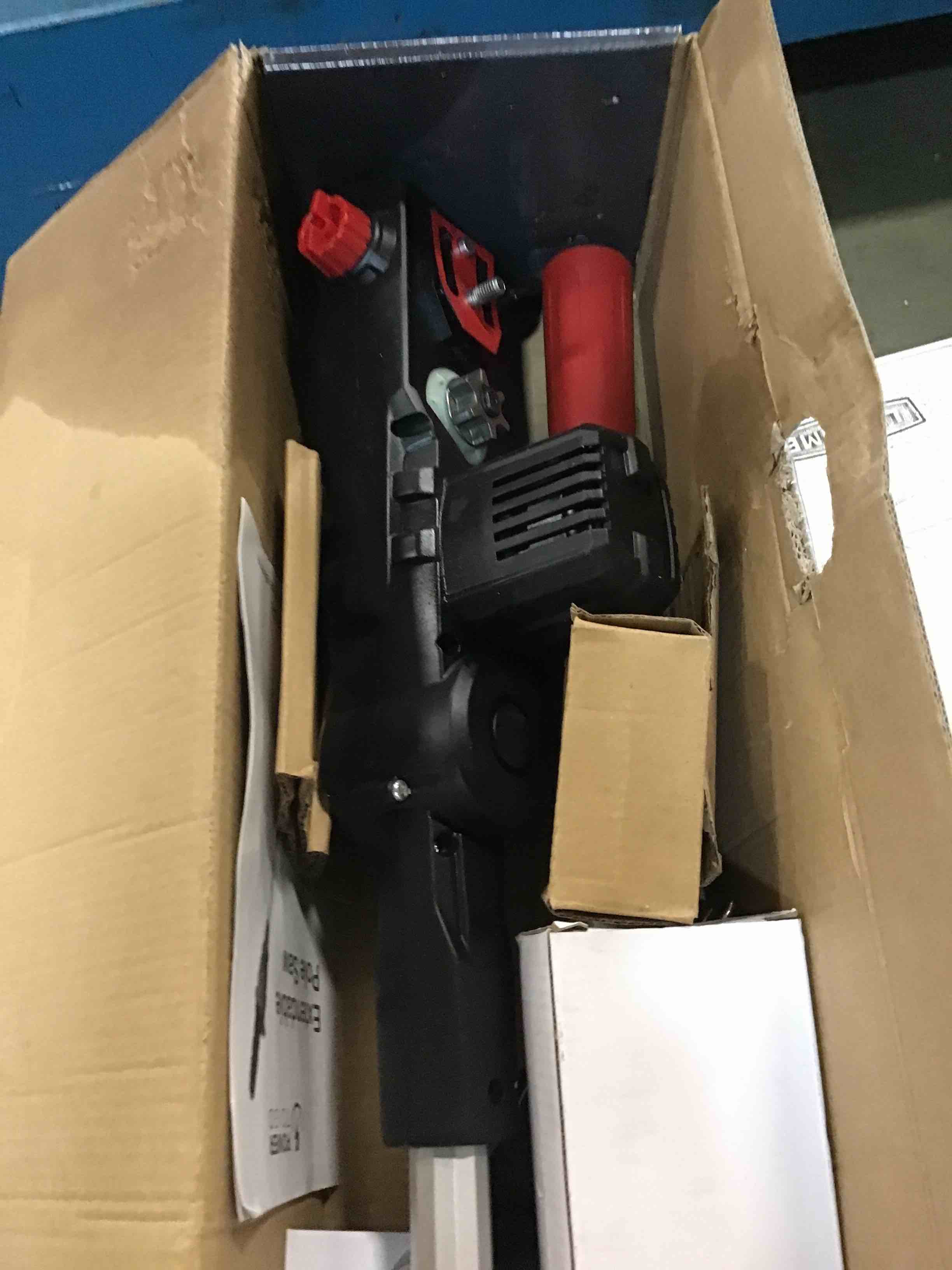 https://s3.amazonaws.com/lotting-images-prod/bidfta/PPE3694998_1748448907867.jpeg