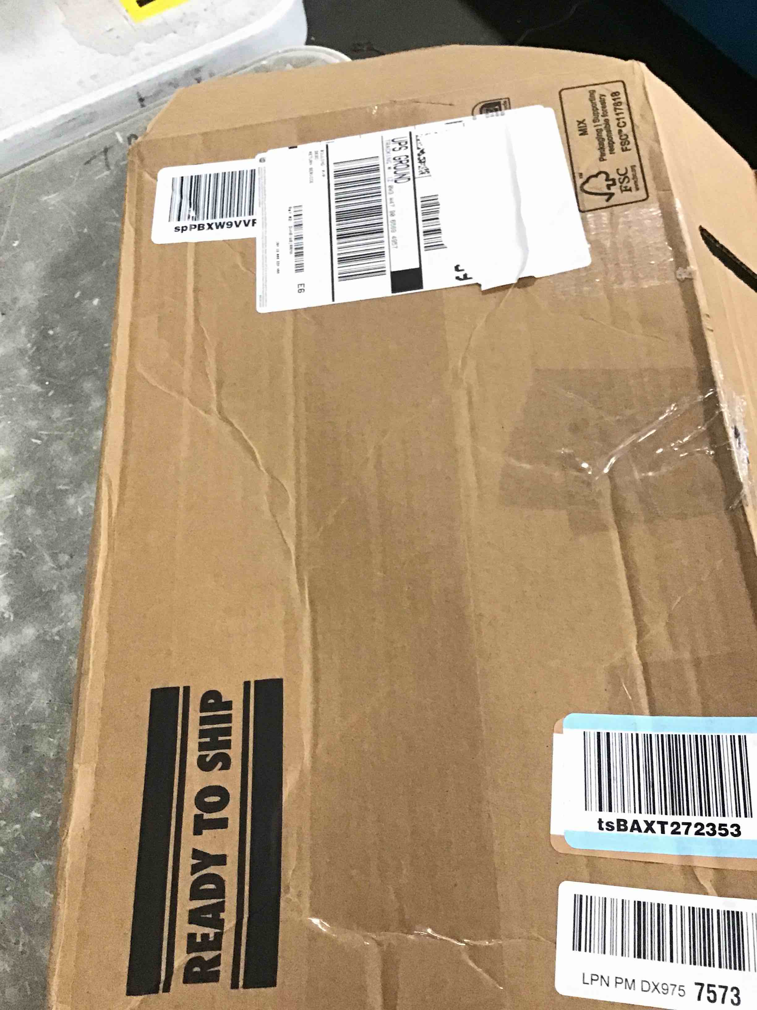 https://s3.amazonaws.com/lotting-images-prod/bidfta/PPE3695642_1748954535687.jpeg