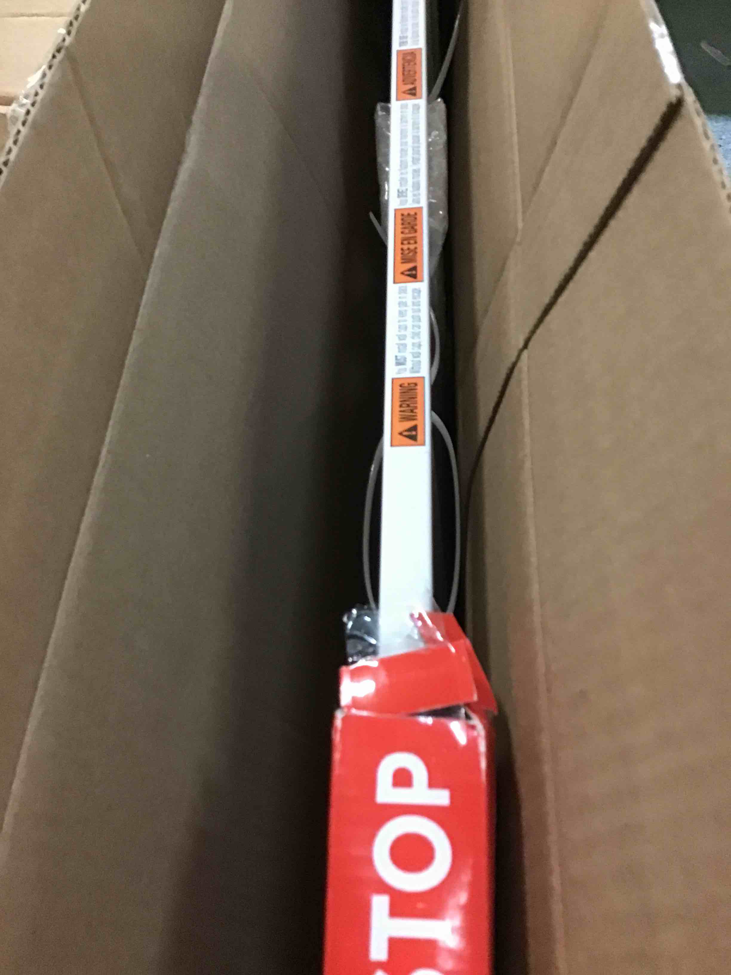 https://s3.amazonaws.com/lotting-images-prod/bidfta/PPE3697455_1747743909557.jpeg