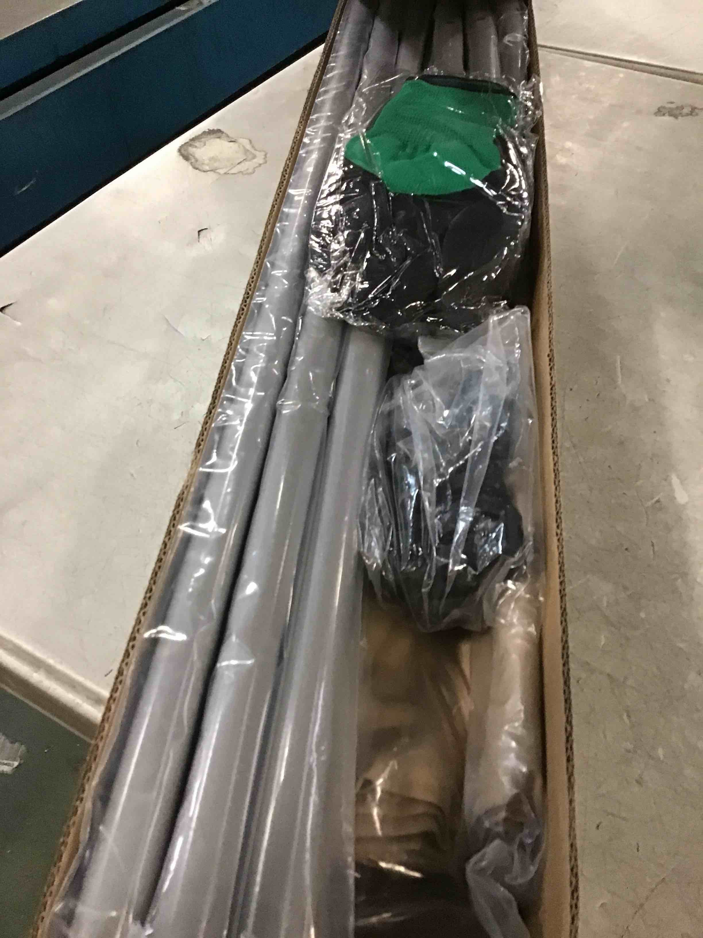https://s3.amazonaws.com/lotting-images-prod/bidfta/PPE3697526_1747752061488.jpeg