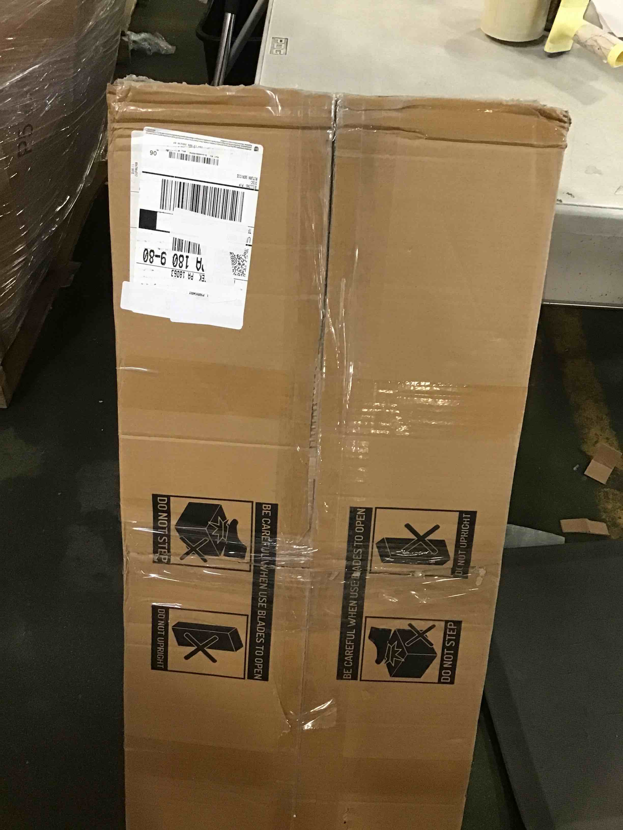 https://s3.amazonaws.com/lotting-images-prod/bidfta/PPE3698002_1747857793894.jpeg