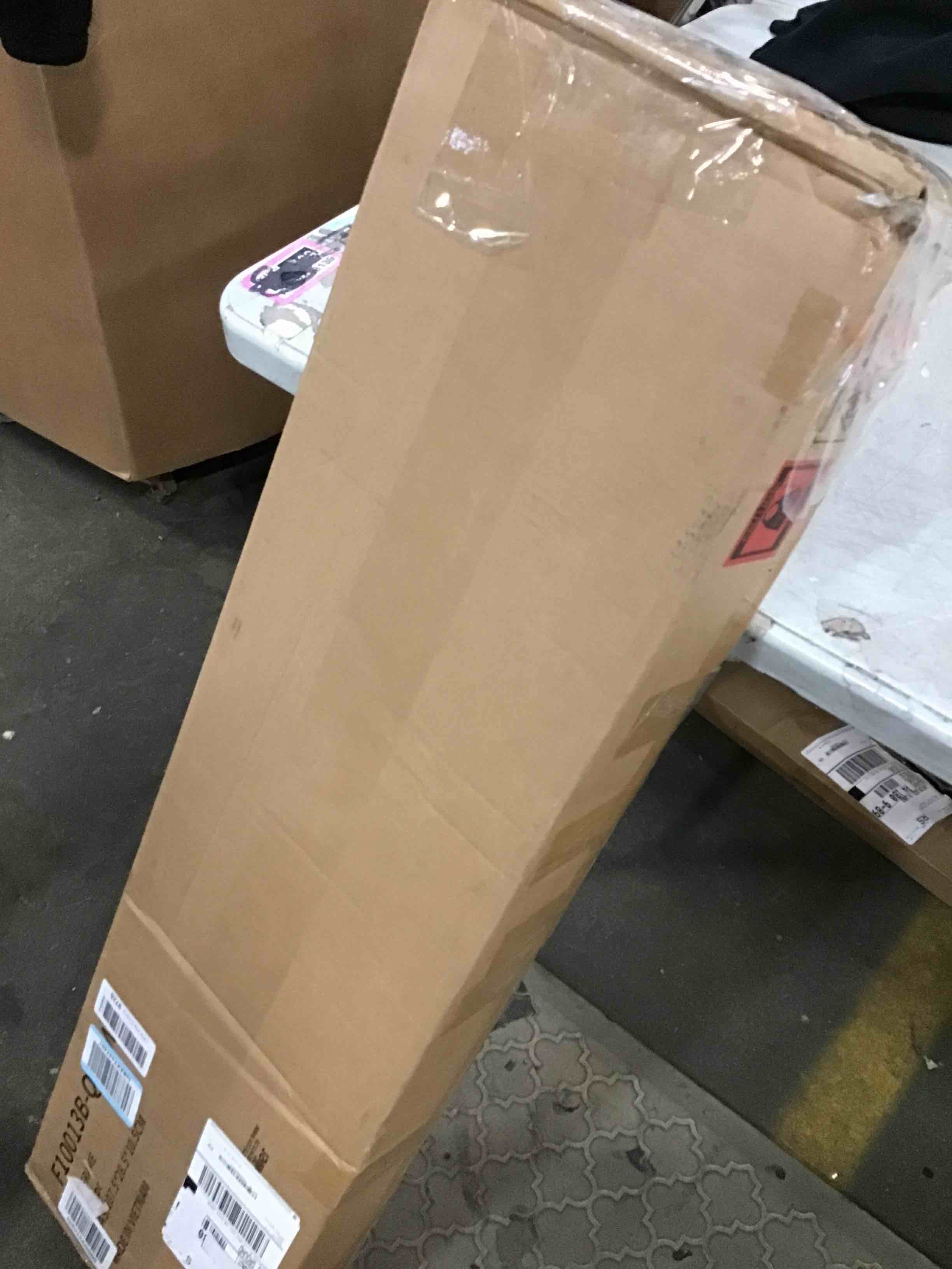 https://s3.amazonaws.com/lotting-images-prod/bidfta/PPE3698791_1748435673401.jpeg
