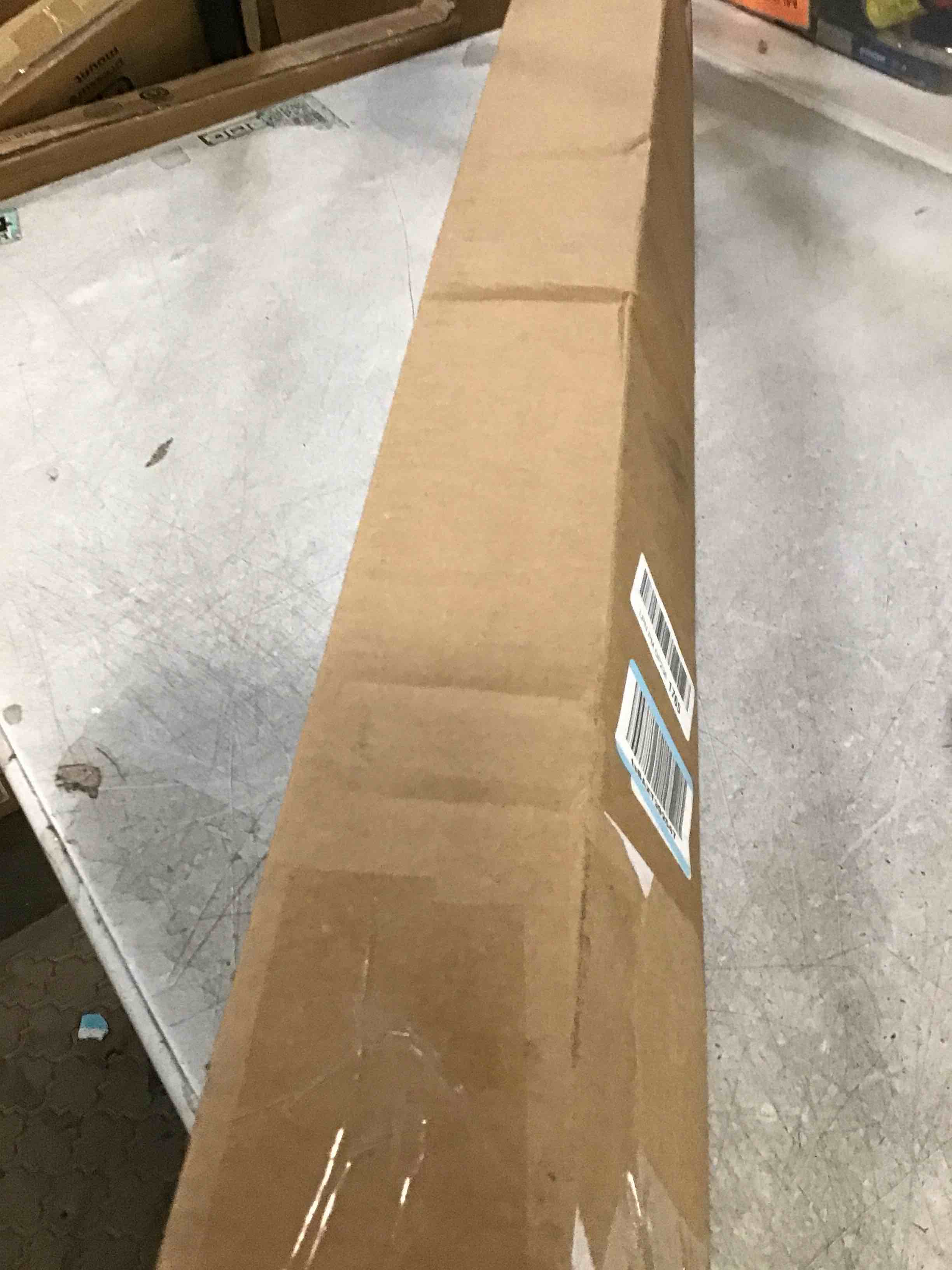 https://s3.amazonaws.com/lotting-images-prod/bidfta/PPE3698800_1748436629959.jpeg