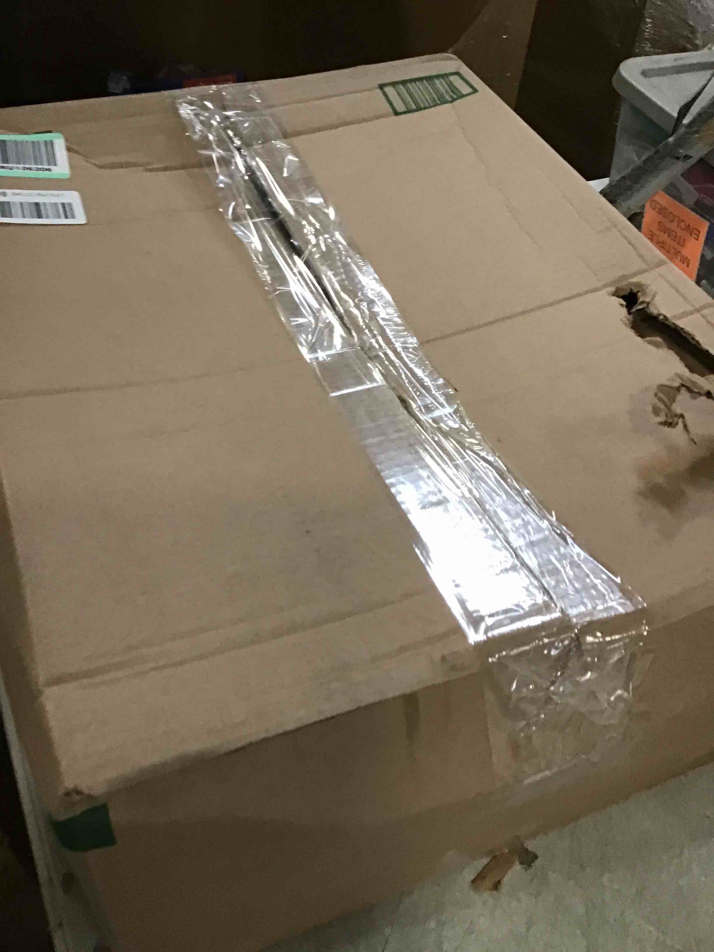 https://s3.amazonaws.com/lotting-images-prod/bidfta/PPE3698914_1748447856496.jpeg