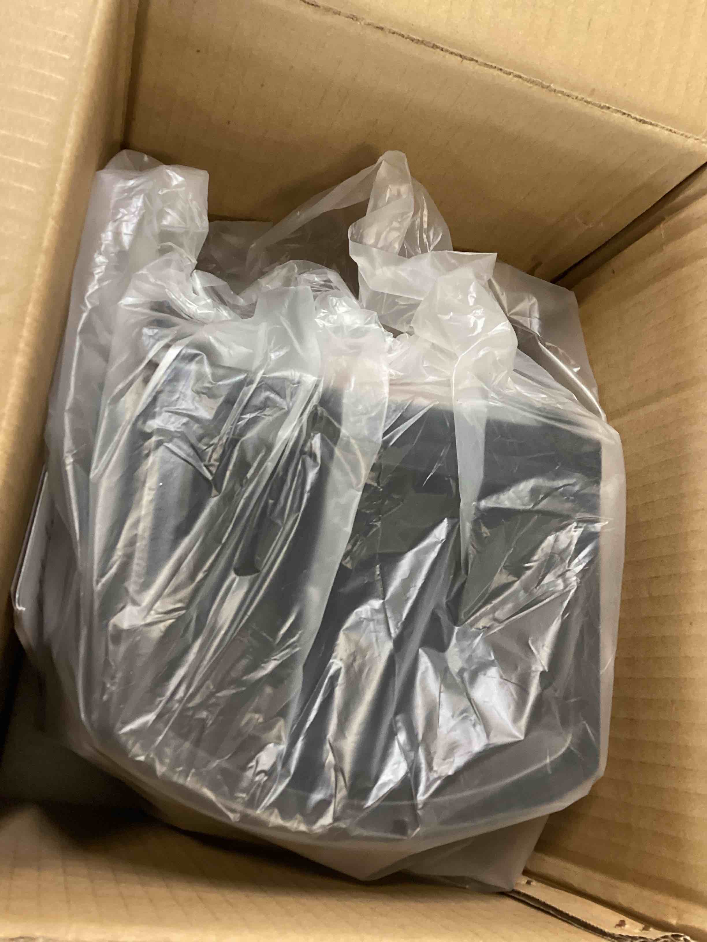 https://s3.amazonaws.com/lotting-images-prod/bidfta/PPE3700242_1748006081360.jpeg