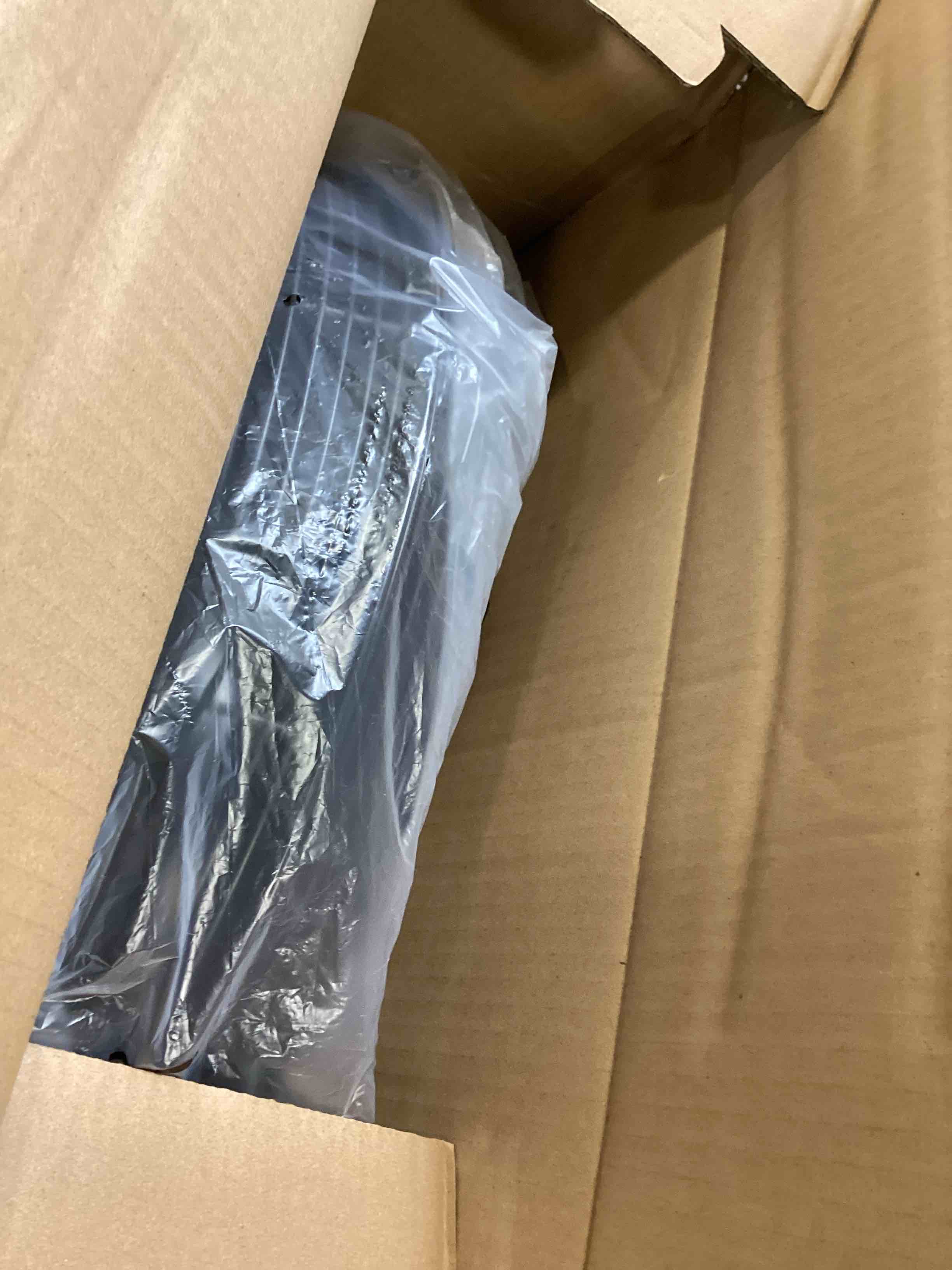 https://s3.amazonaws.com/lotting-images-prod/bidfta/PPE3700253_1748007333201.jpeg
