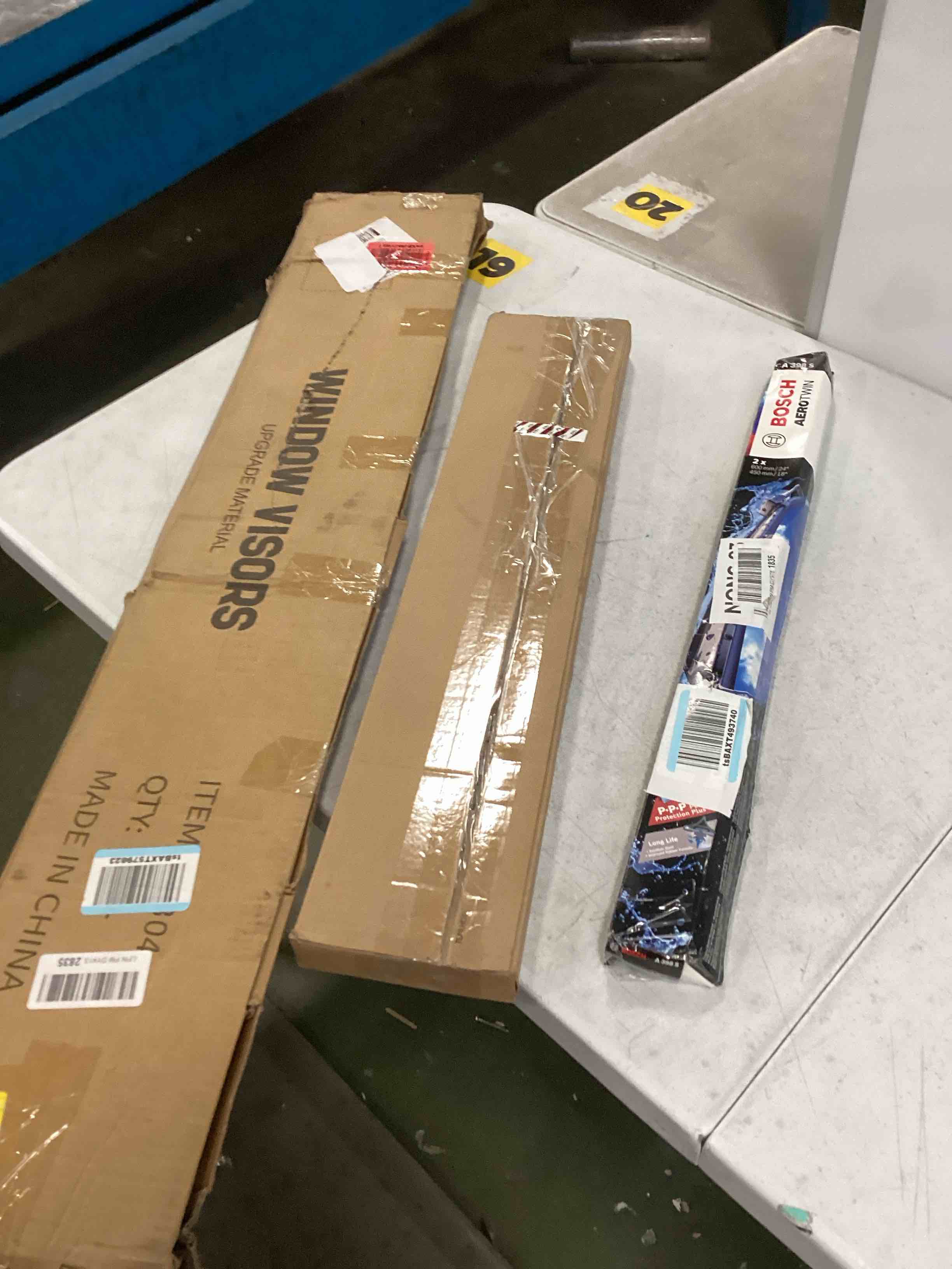 https://s3.amazonaws.com/lotting-images-prod/bidfta/PPE3700662_1748376825735.jpeg
