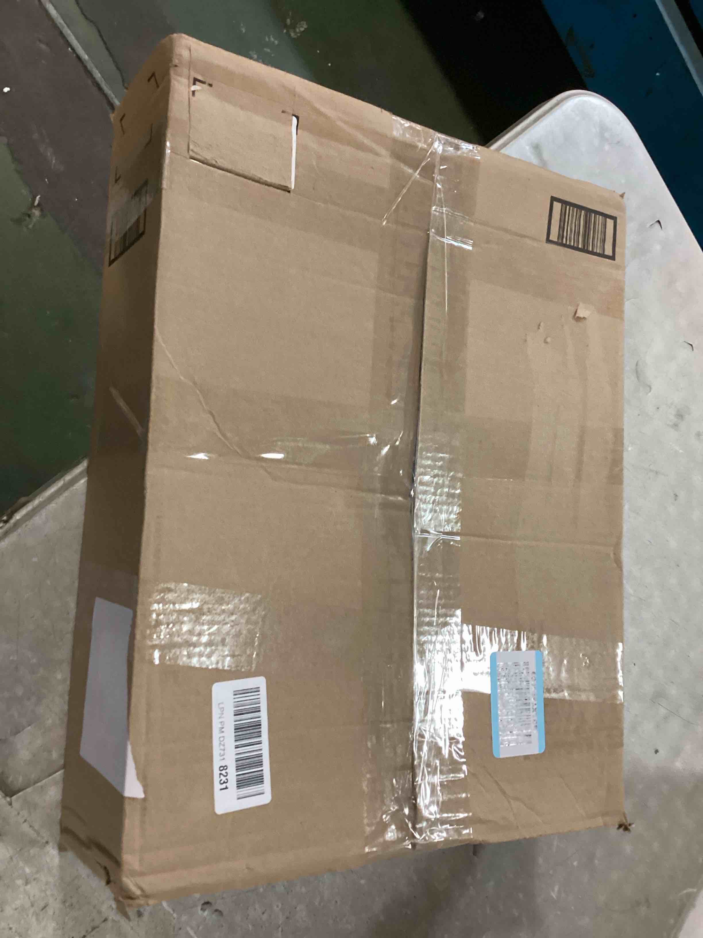 https://s3.amazonaws.com/lotting-images-prod/bidfta/PPE3700897_1748612071678.jpeg