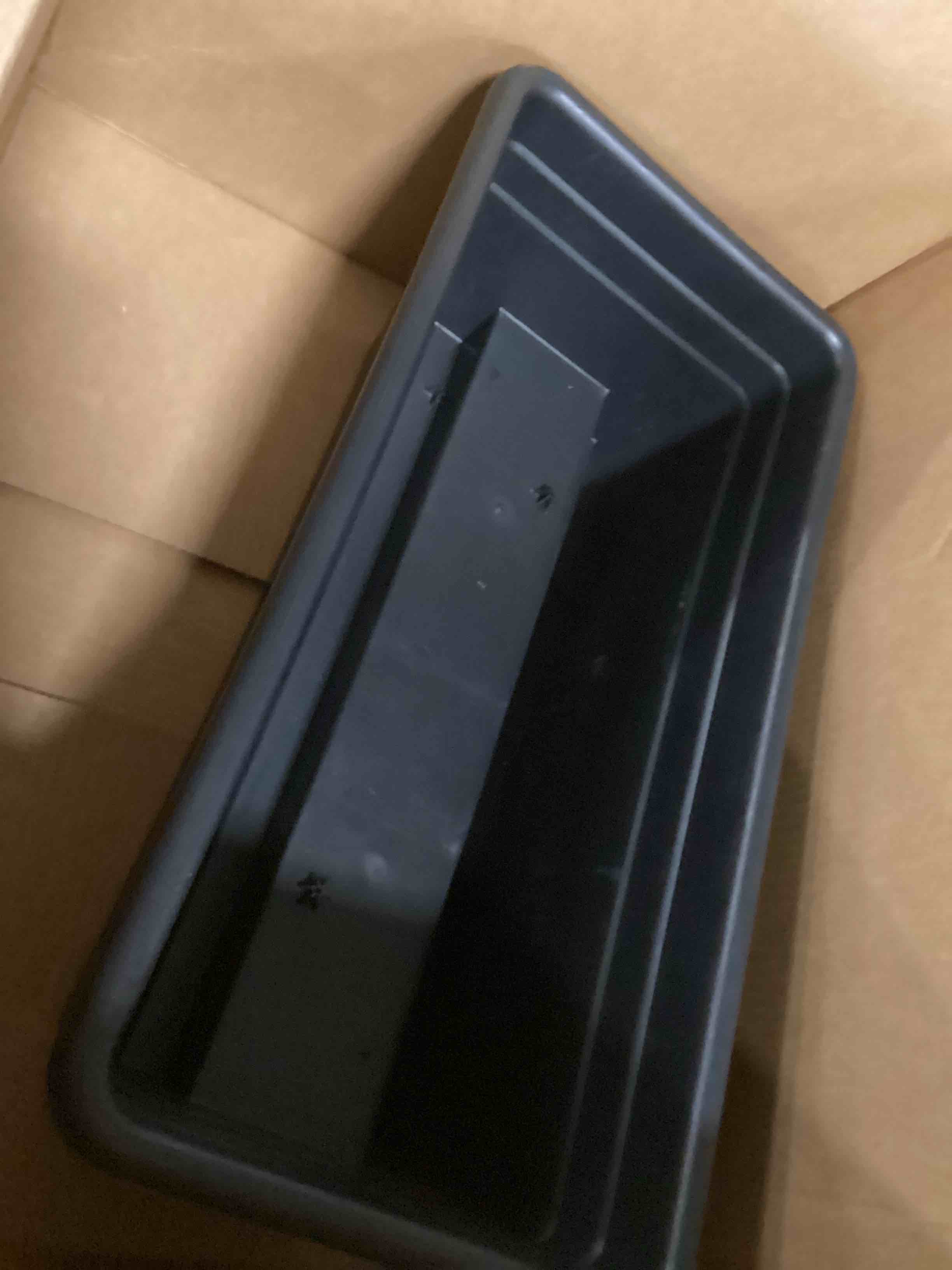https://s3.amazonaws.com/lotting-images-prod/bidfta/PPE3702508_1749817638207.jpeg