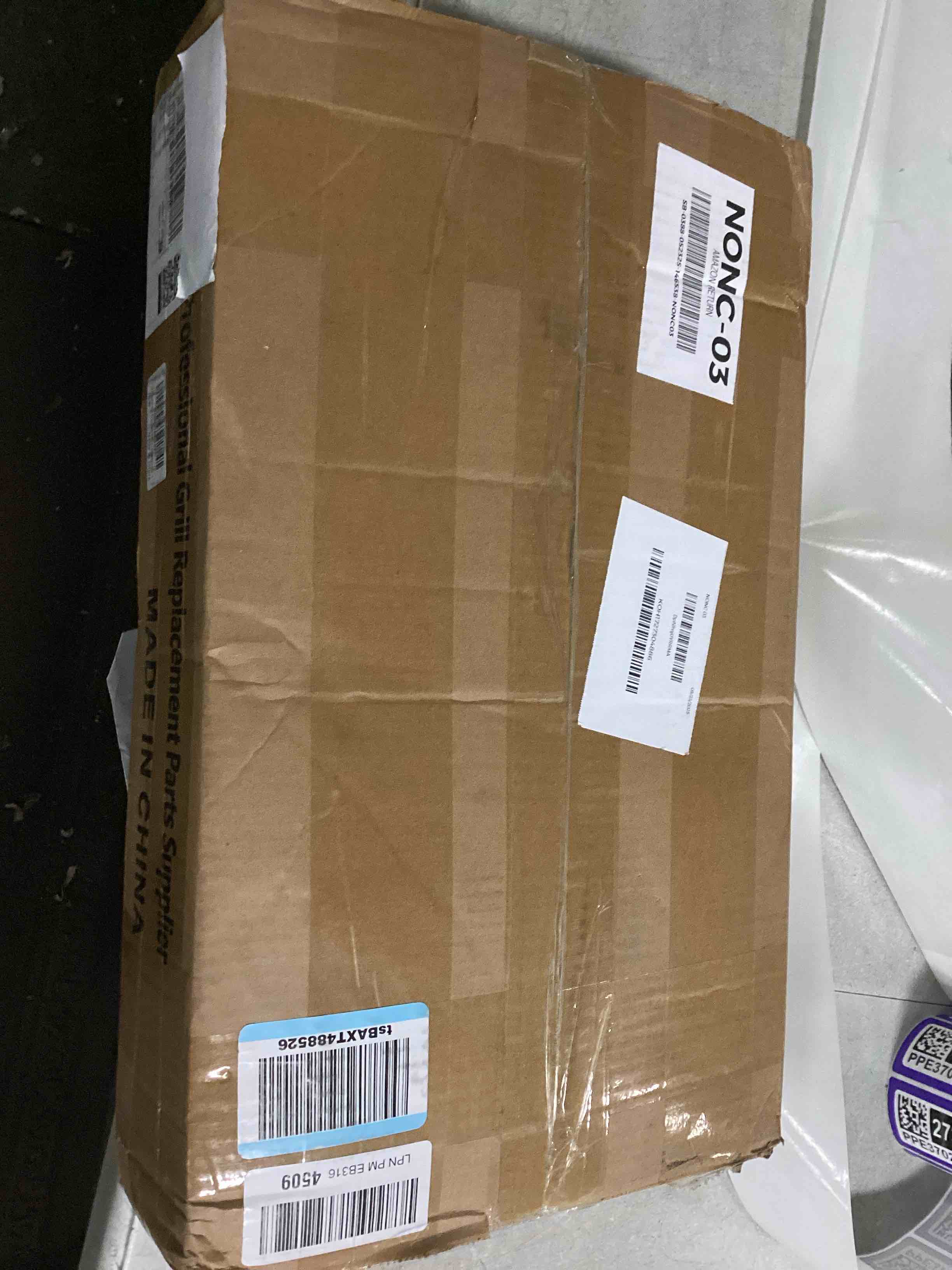 https://s3.amazonaws.com/lotting-images-prod/bidfta/PPE3702724_1749844526480.jpeg