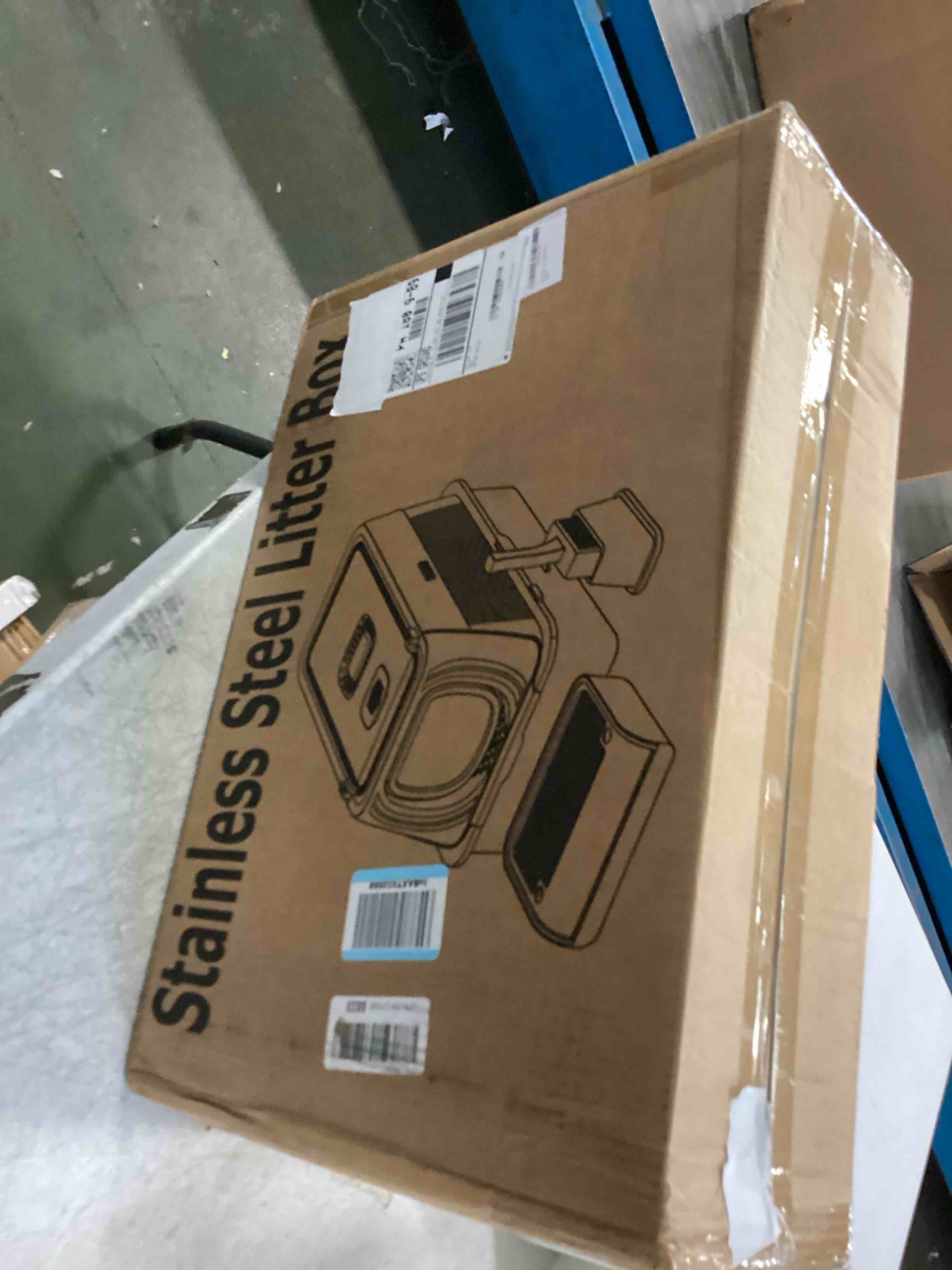 https://s3.amazonaws.com/lotting-images-prod/bidfta/PPE3702814_1750085980291.jpeg