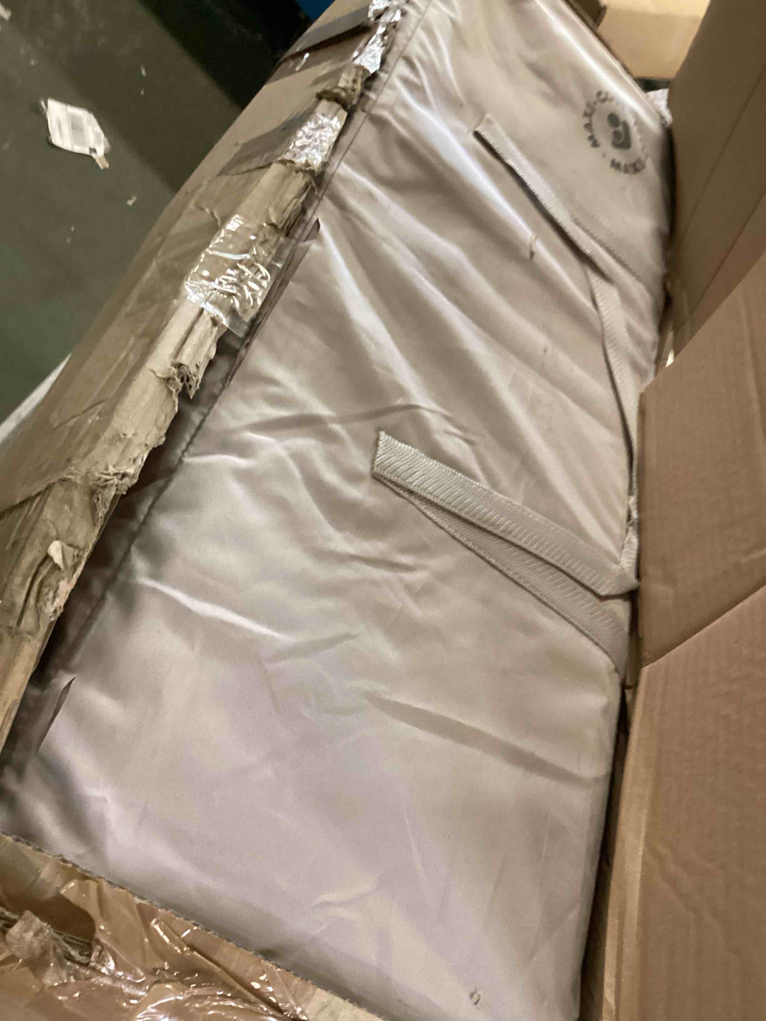 https://s3.amazonaws.com/lotting-images-prod/bidfta/PPE3702969_1750099696733.jpeg