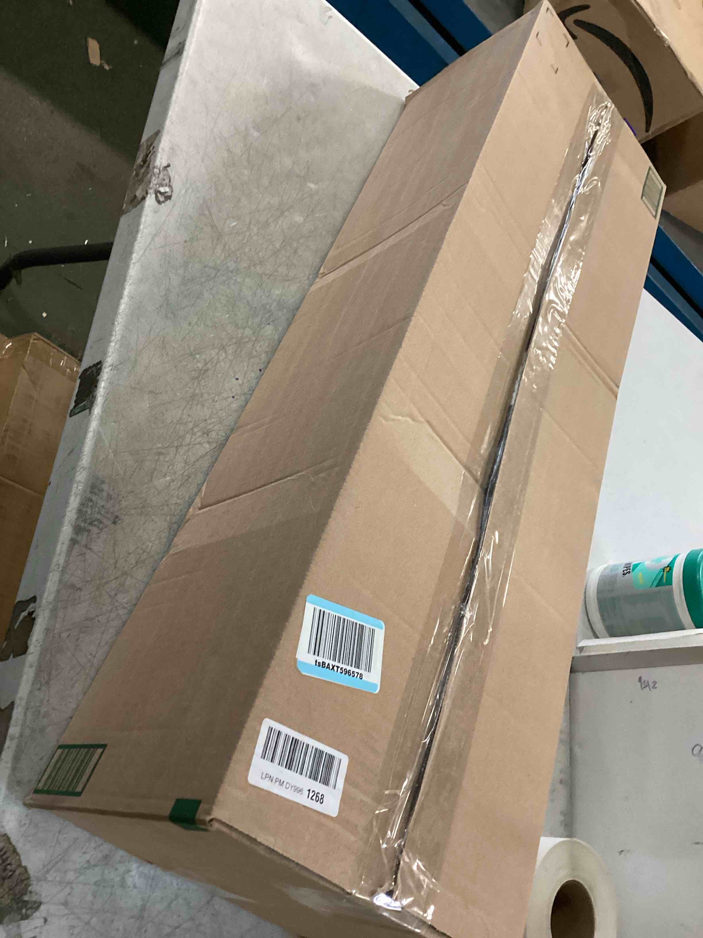 https://s3.amazonaws.com/lotting-images-prod/bidfta/PPE3702983_1750102793233.jpeg