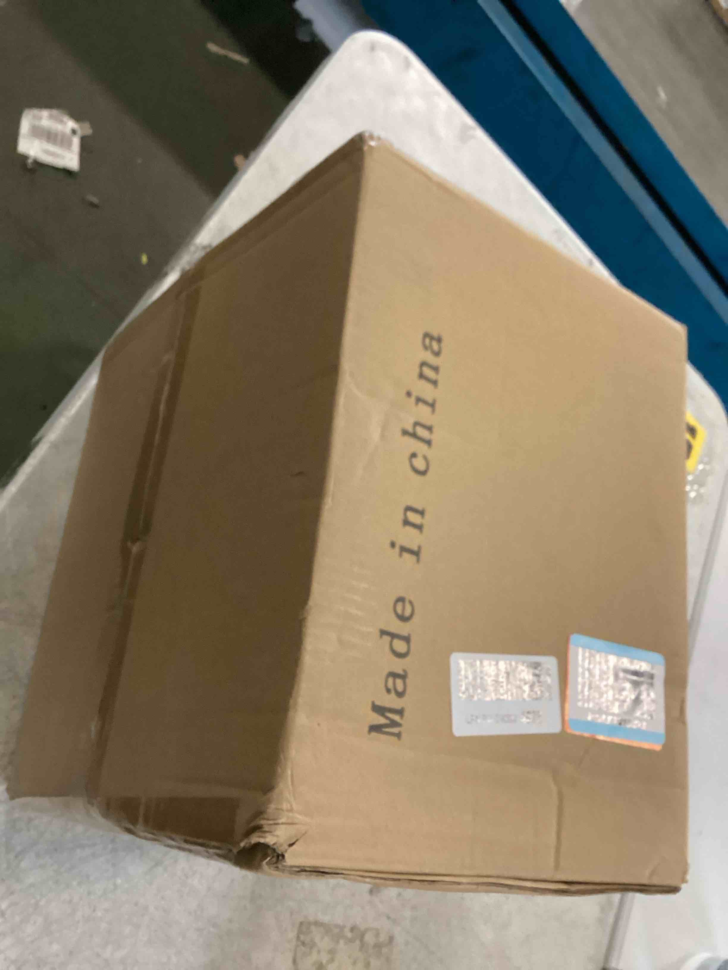 https://s3.amazonaws.com/lotting-images-prod/bidfta/PPE3702994_1750104434501.jpeg