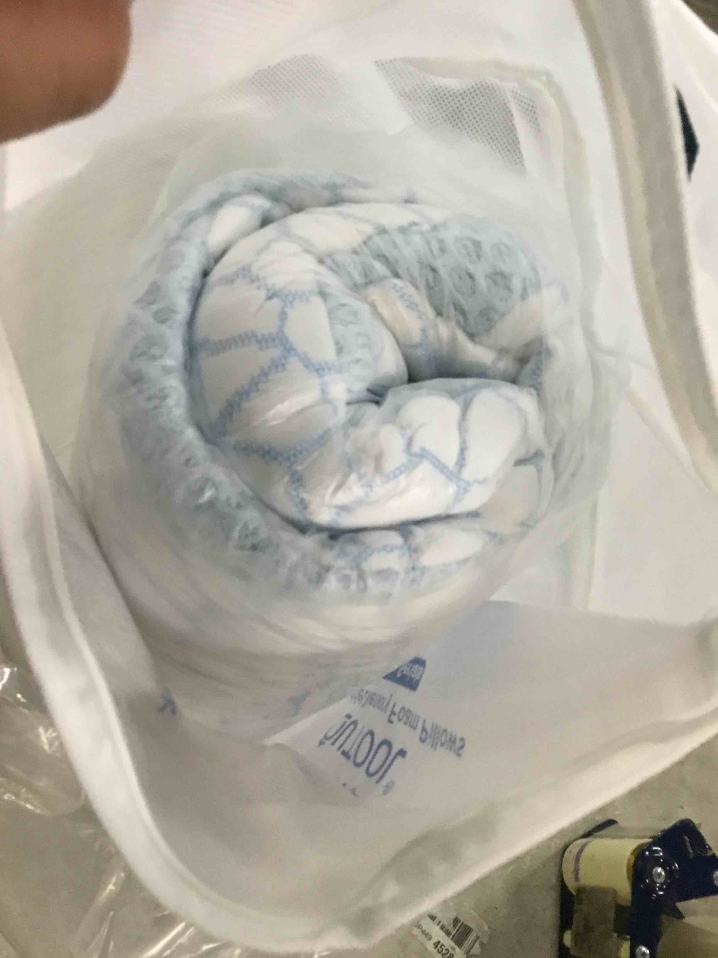 https://s3.amazonaws.com/lotting-images-prod/bidfta/PPE3703140_1747659318917.jpeg