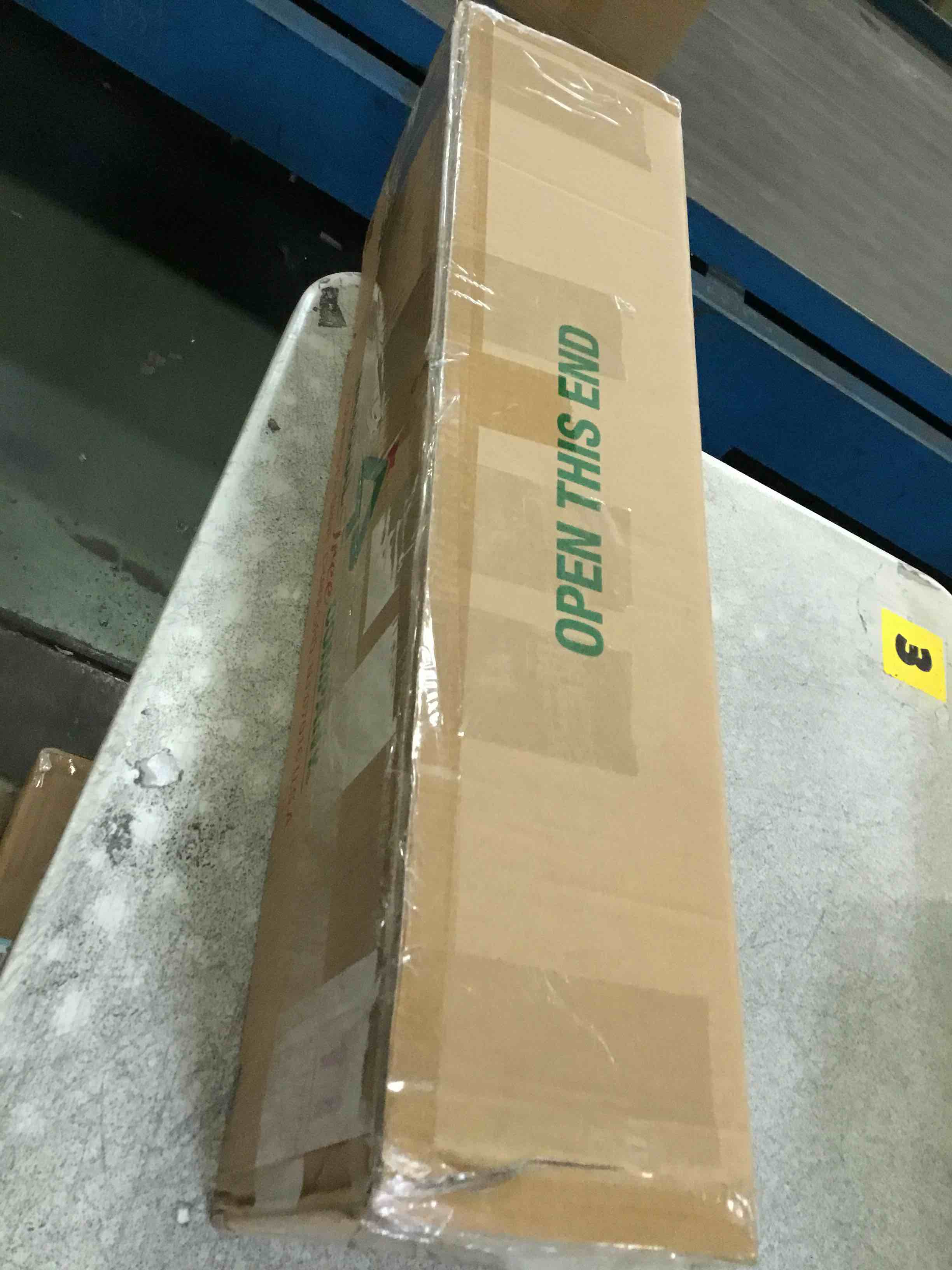 https://s3.amazonaws.com/lotting-images-prod/bidfta/PPE3703682_1747840854092.jpeg
