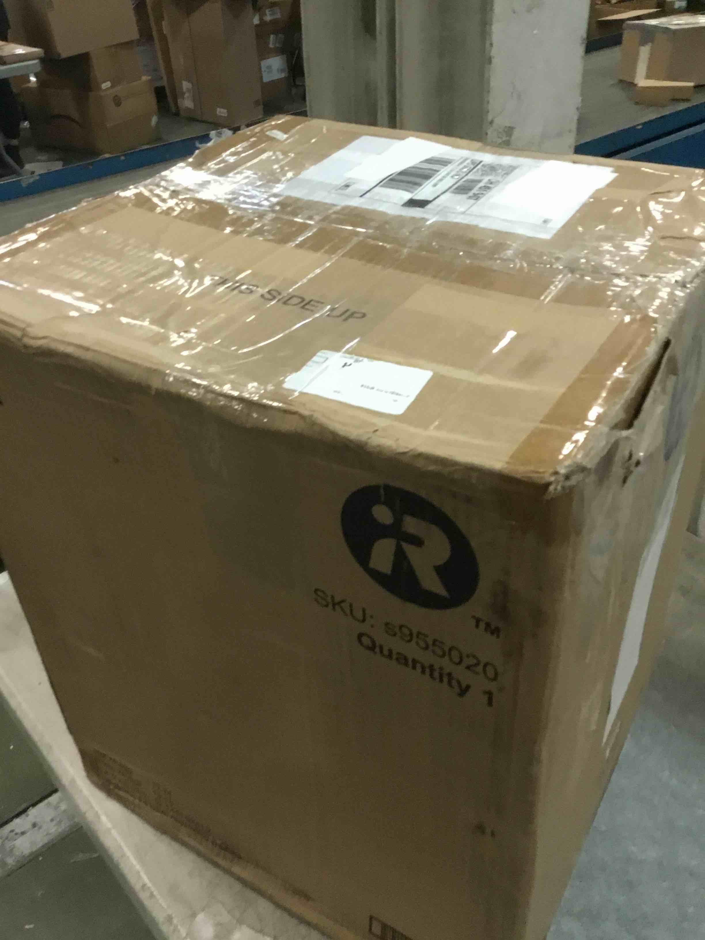 https://s3.amazonaws.com/lotting-images-prod/bidfta/PPE3704715_1748458207299.jpeg