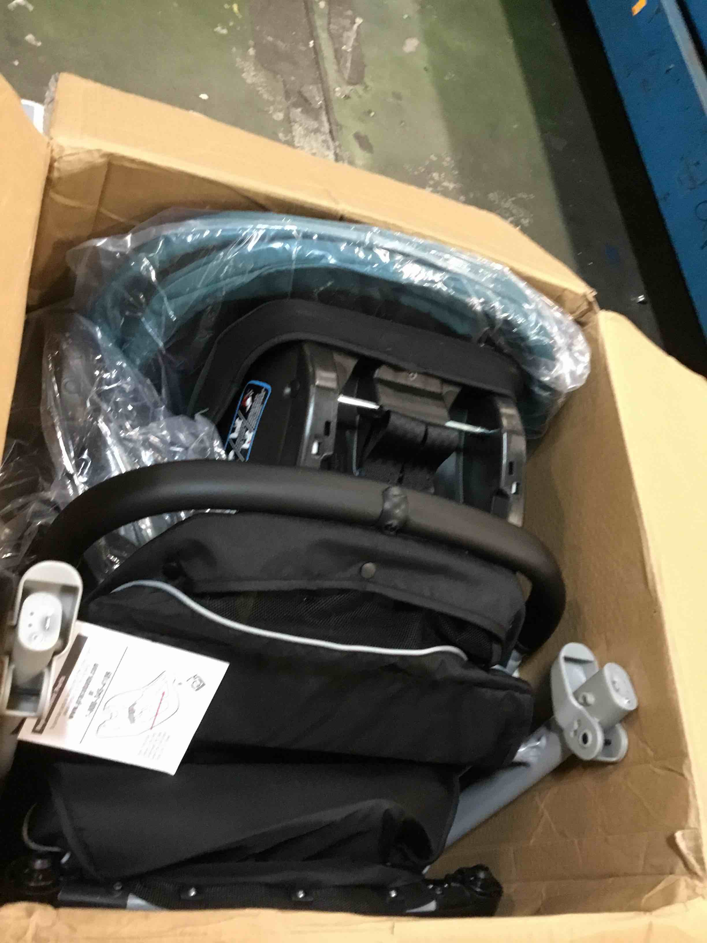 https://s3.amazonaws.com/lotting-images-prod/bidfta/PPE3704976_1748607022363.jpeg