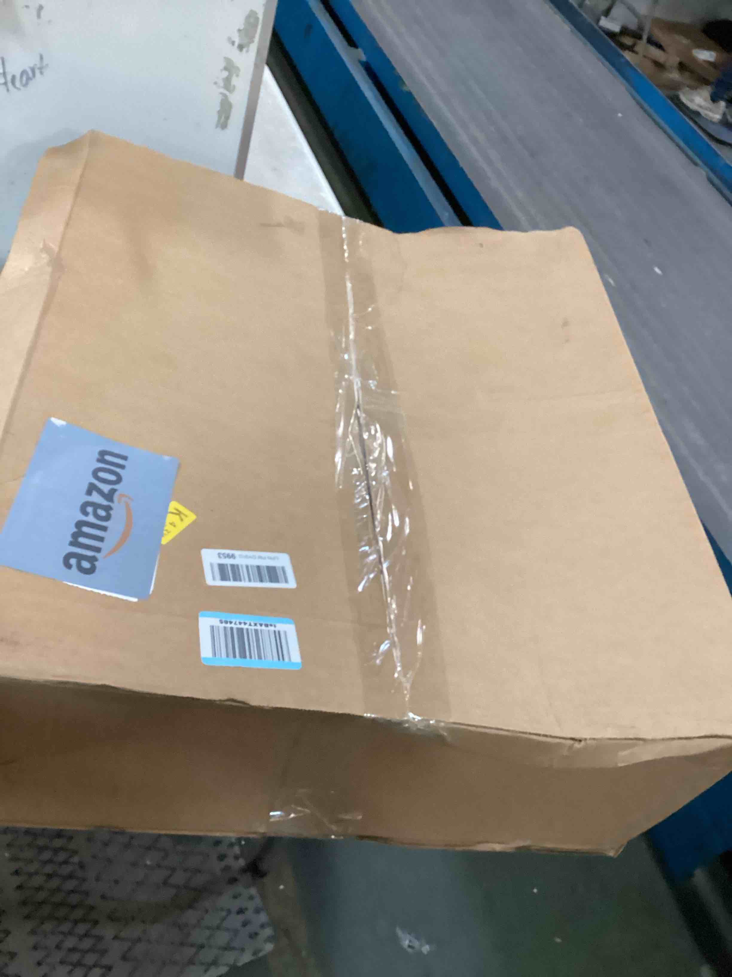 https://s3.amazonaws.com/lotting-images-prod/bidfta/PPE3707340_1748530570908.jpeg