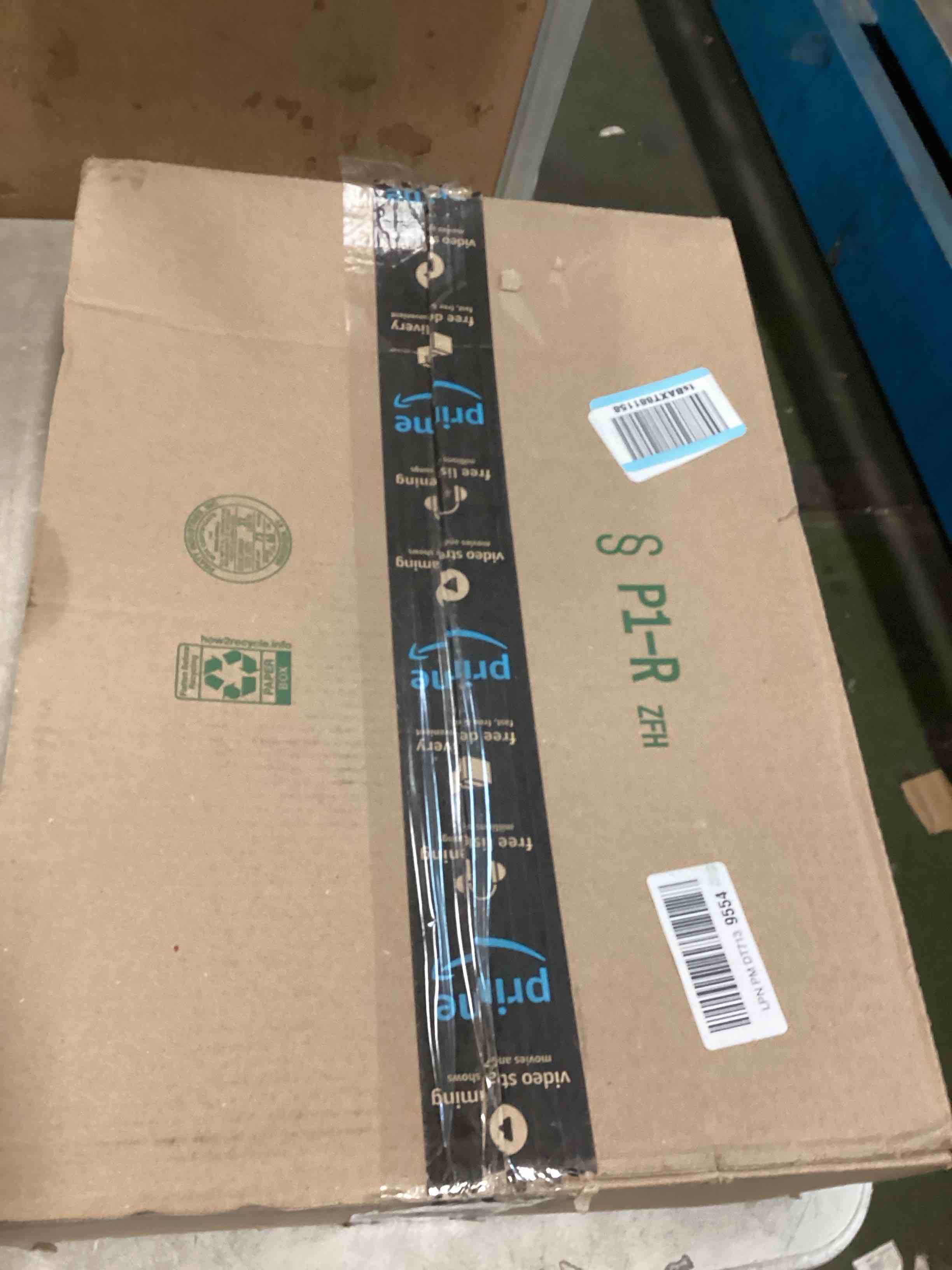 https://s3.amazonaws.com/lotting-images-prod/bidfta/PPE3708052_1748974739354.jpeg