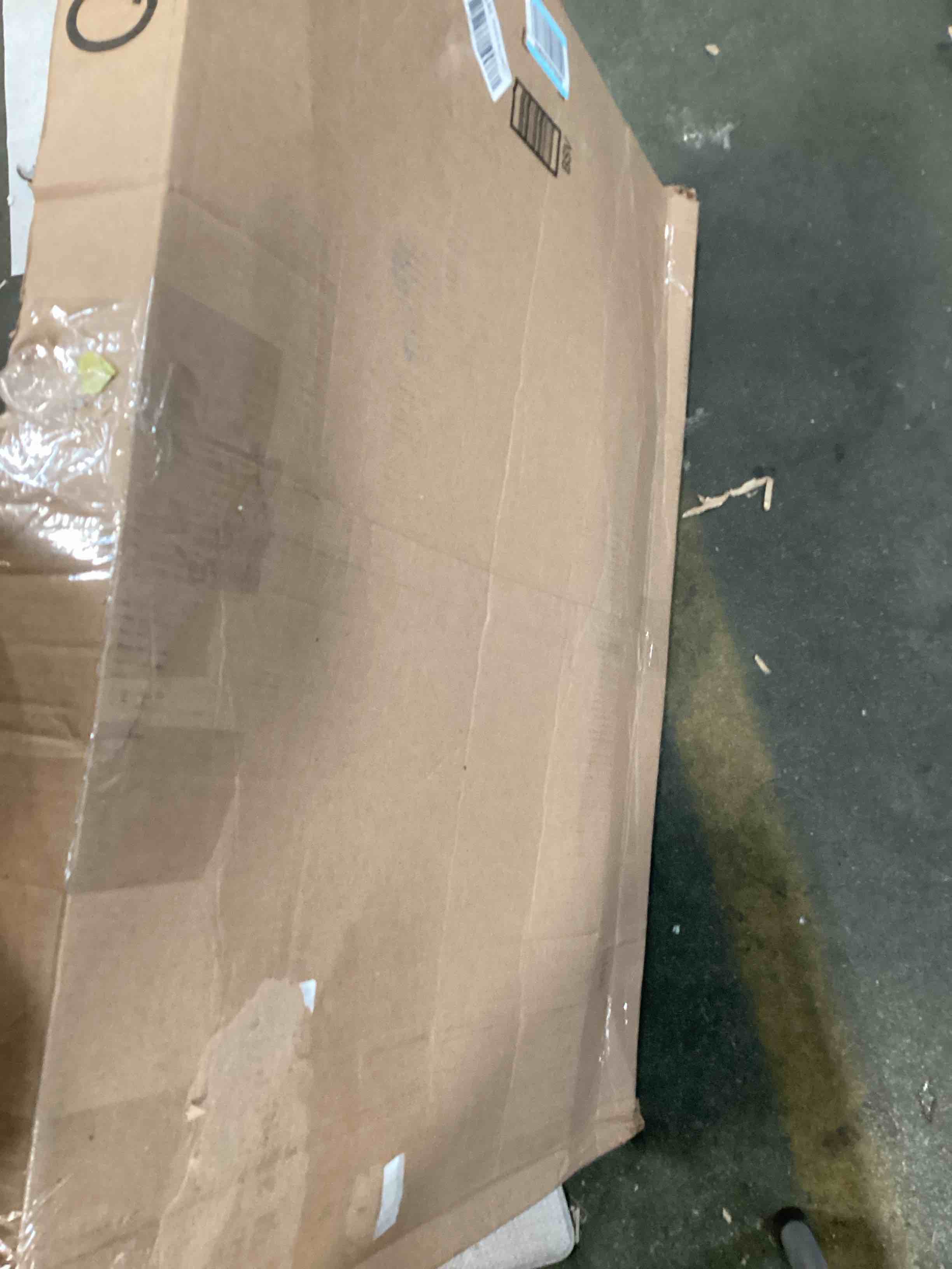 https://s3.amazonaws.com/lotting-images-prod/bidfta/PPE3708277_1749060129343.jpeg