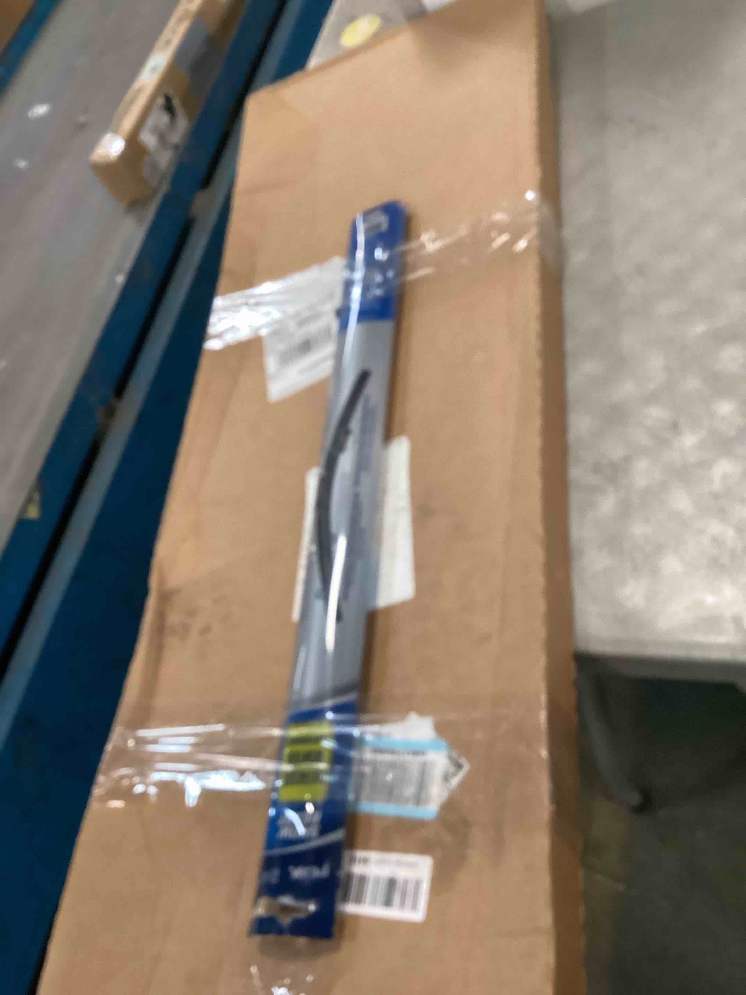 https://s3.amazonaws.com/lotting-images-prod/bidfta/PPE3708288_1749062123858.jpeg