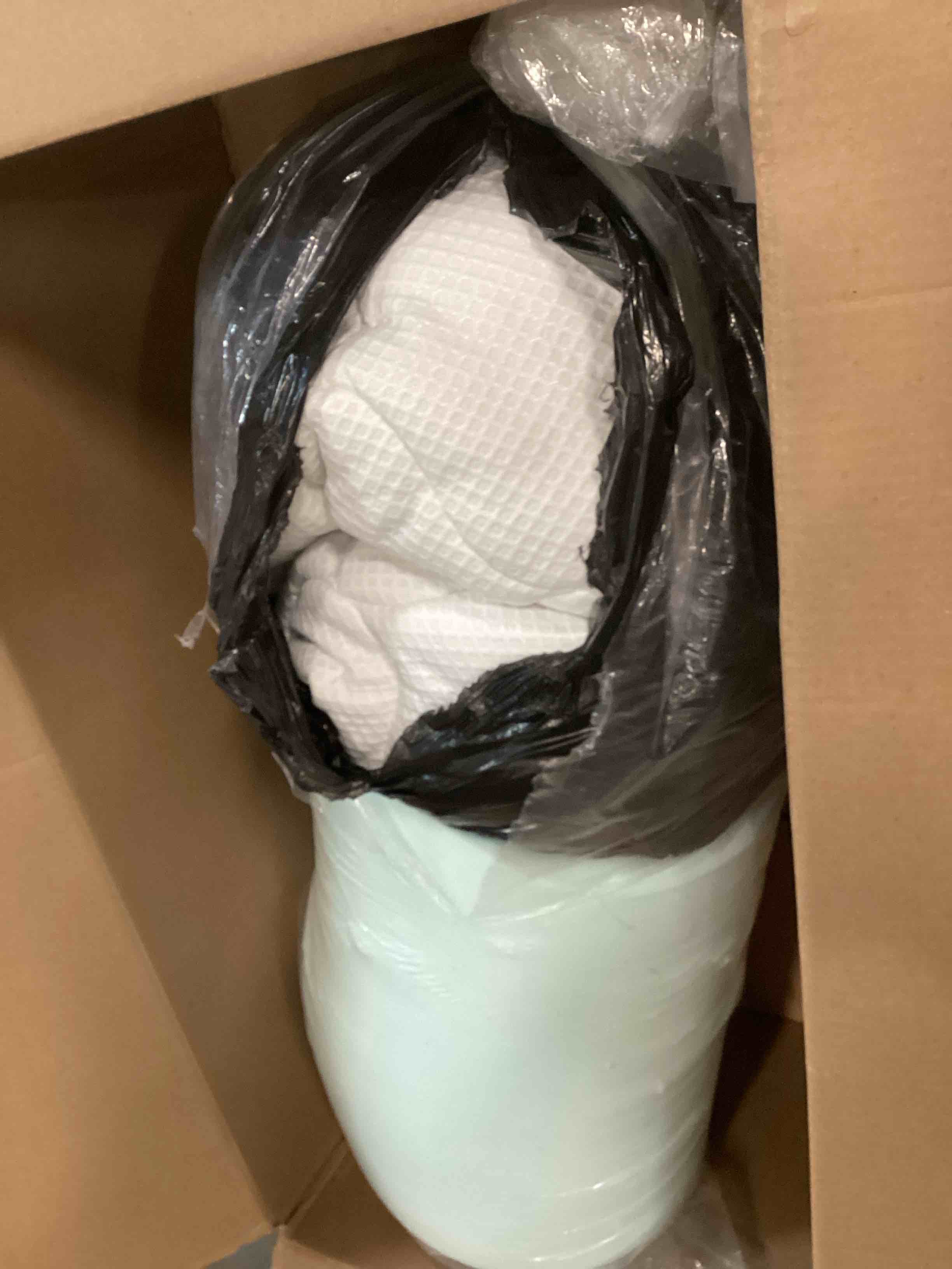 https://s3.amazonaws.com/lotting-images-prod/bidfta/PPE3708319_1749066729218.jpeg