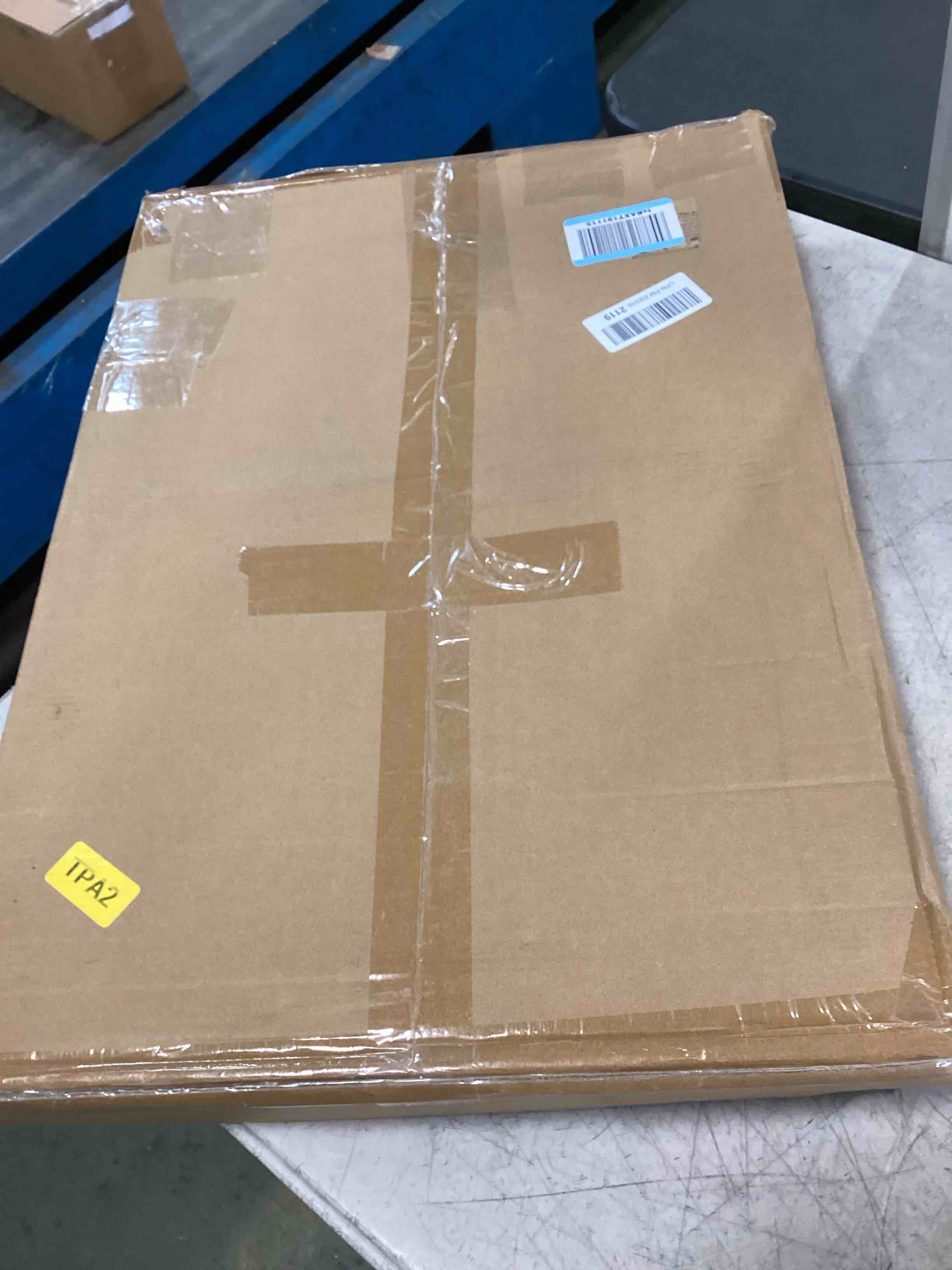 https://s3.amazonaws.com/lotting-images-prod/bidfta/PPE3708757_1749226325883.jpeg