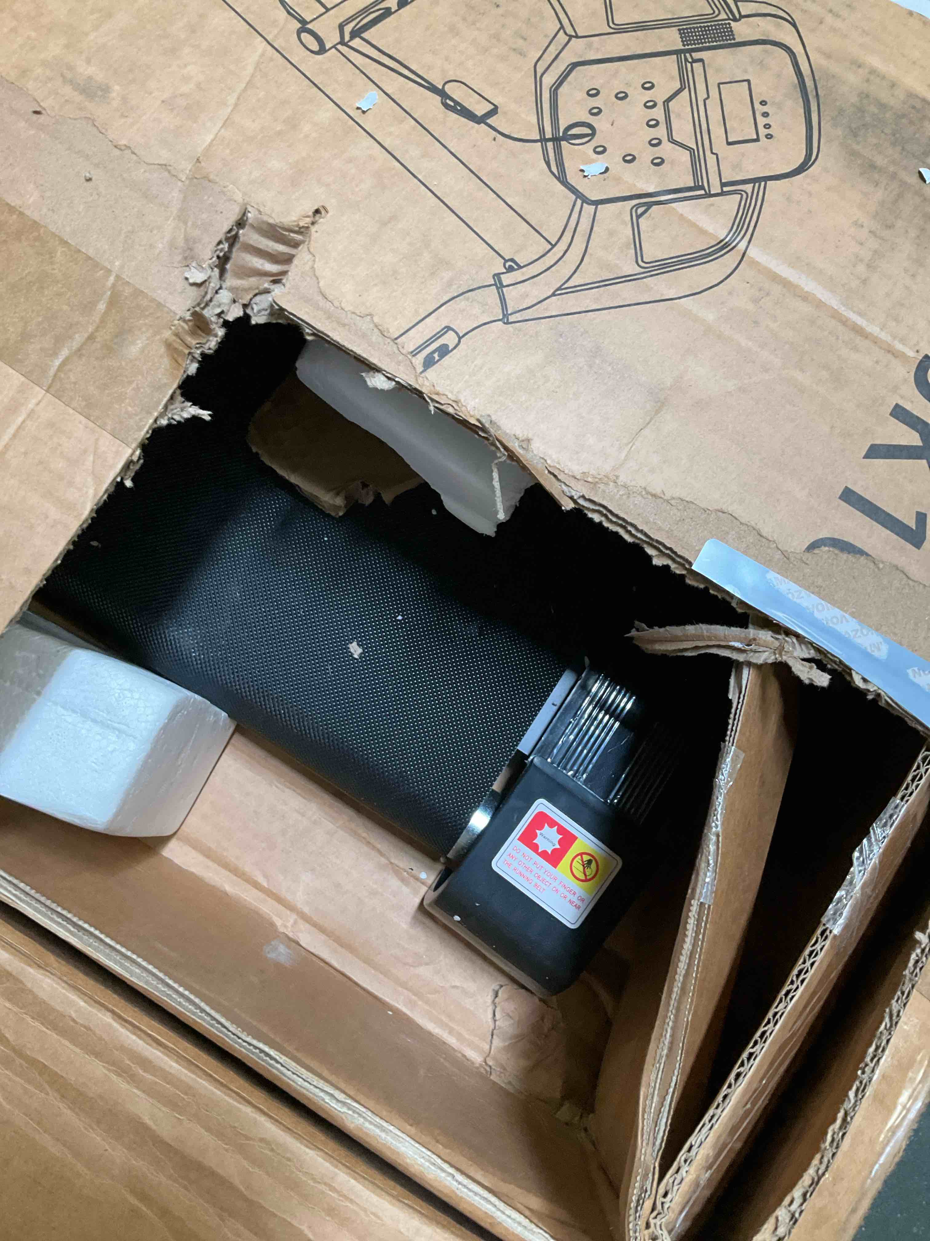 https://s3.amazonaws.com/lotting-images-prod/bidfta/PPE3711074_1750268987102.jpeg