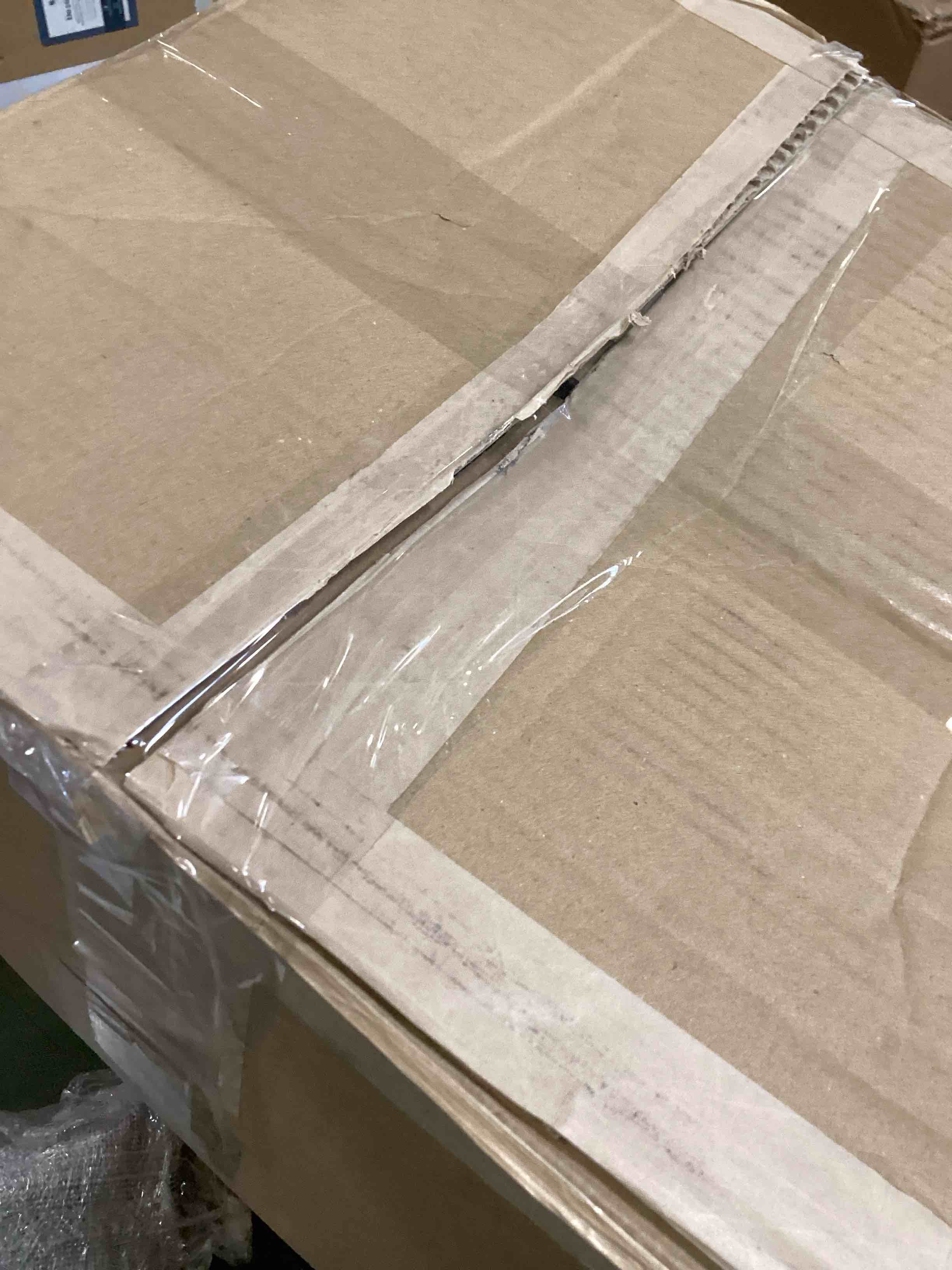 https://s3.amazonaws.com/lotting-images-prod/bidfta/PPE3711165_1750339110227.jpeg
