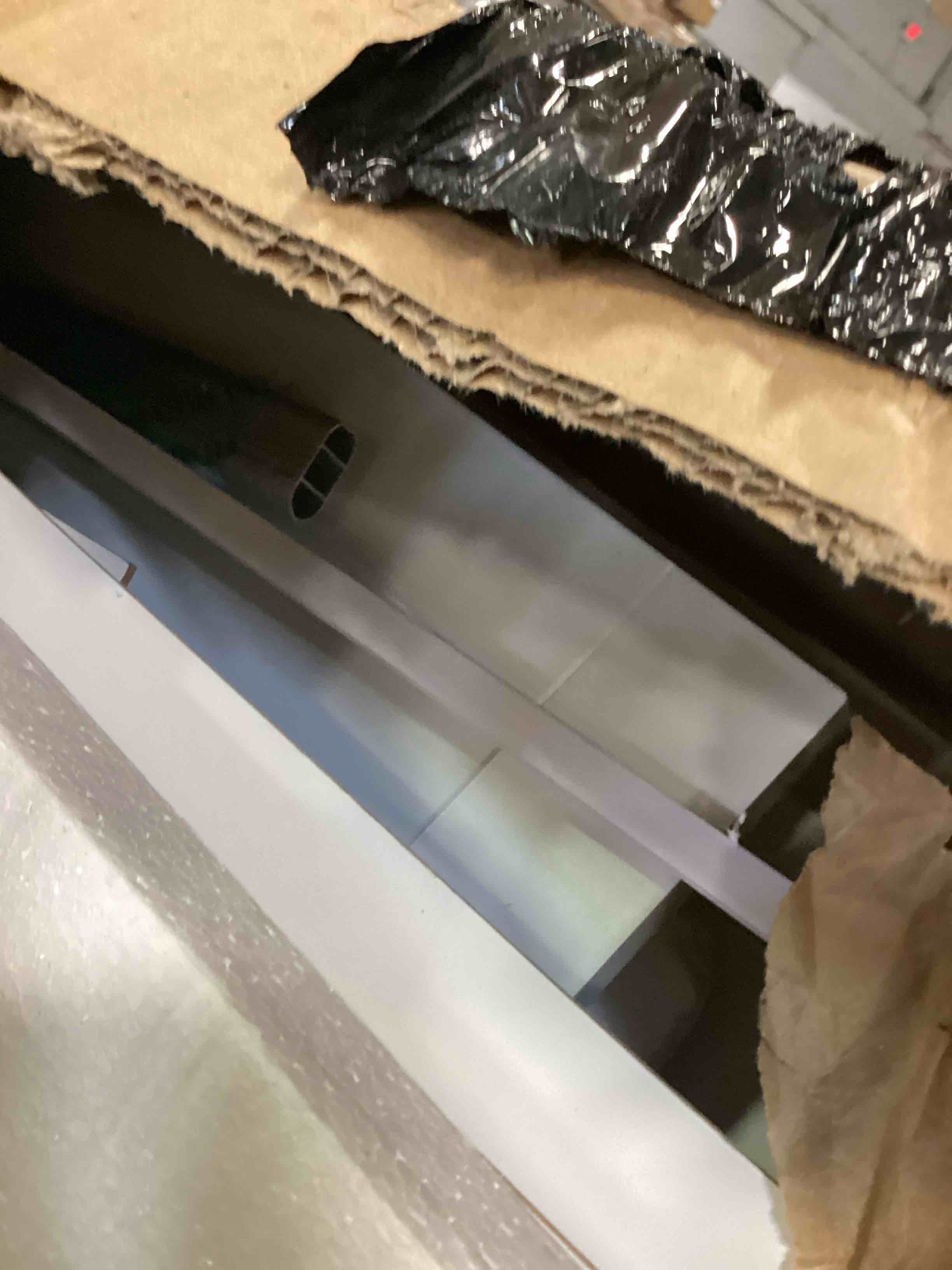 https://s3.amazonaws.com/lotting-images-prod/bidfta/PPE3711170_1750341281820.jpeg